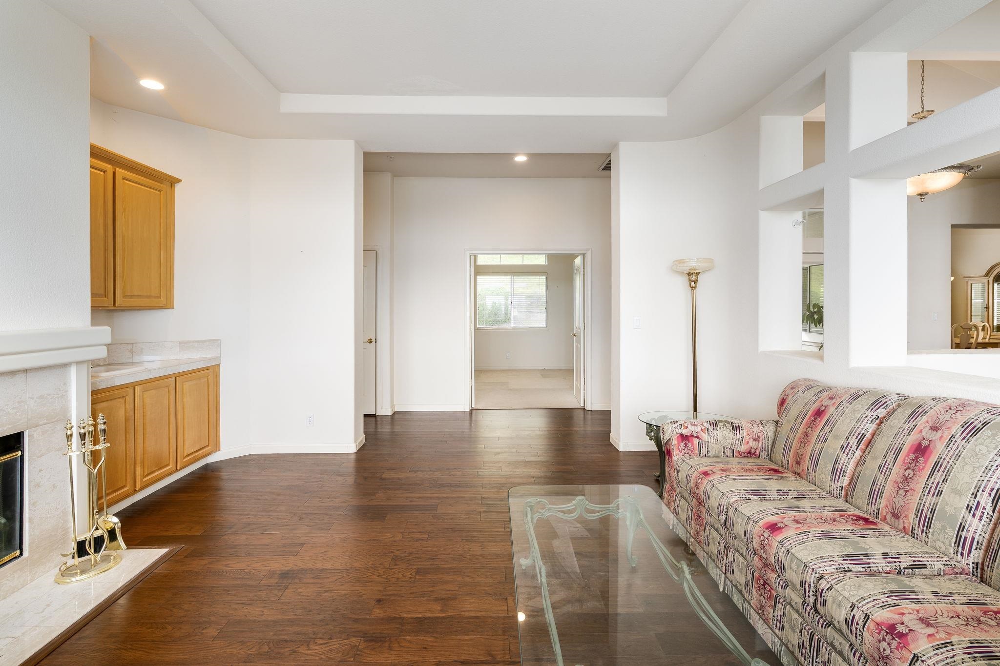 Detail Gallery Image 14 of 50 For 966 Oak Vista Ct, Lafayette,  CA 94549 - 4 Beds | 3 Baths