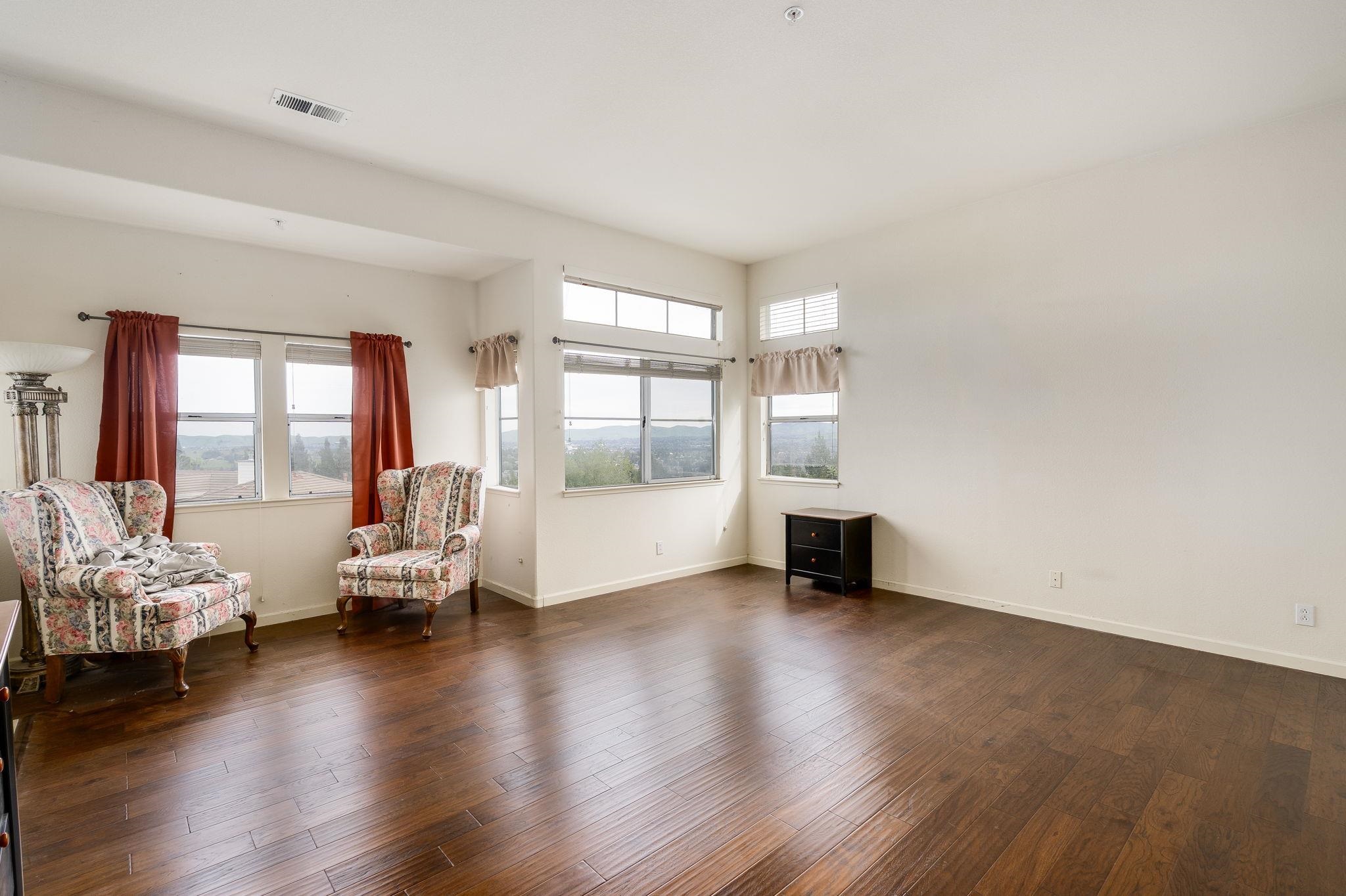 Detail Gallery Image 17 of 50 For 966 Oak Vista Ct, Lafayette,  CA 94549 - 4 Beds | 3 Baths