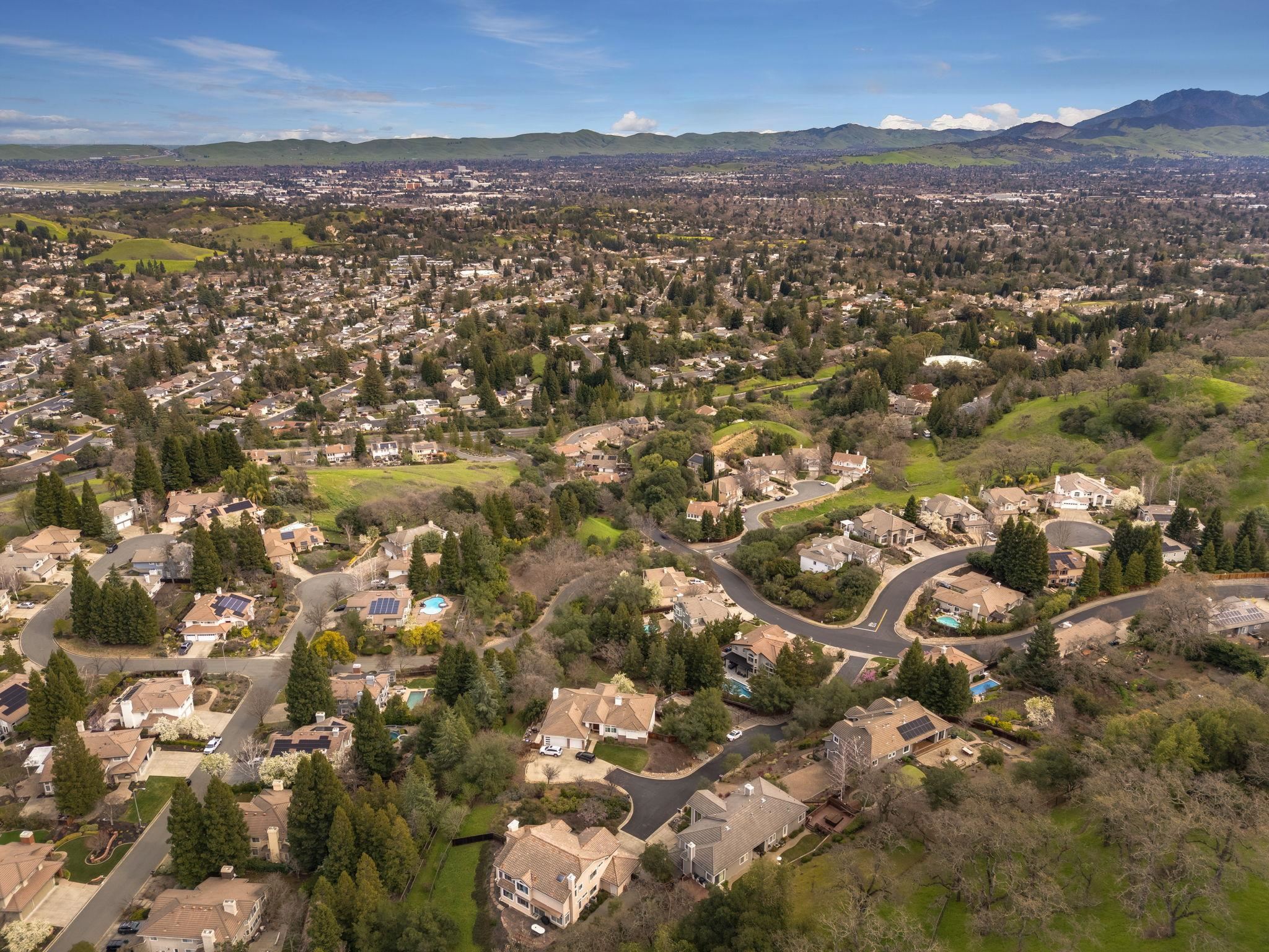 Detail Gallery Image 44 of 50 For 966 Oak Vista Ct, Lafayette,  CA 94549 - 4 Beds | 3 Baths