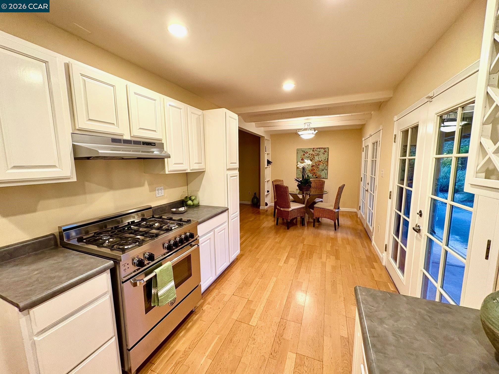 Detail Gallery Image 8 of 21 For 54 Carlos Court, Walnut Creek,  CA 94597 - 3 Beds | 1 Baths