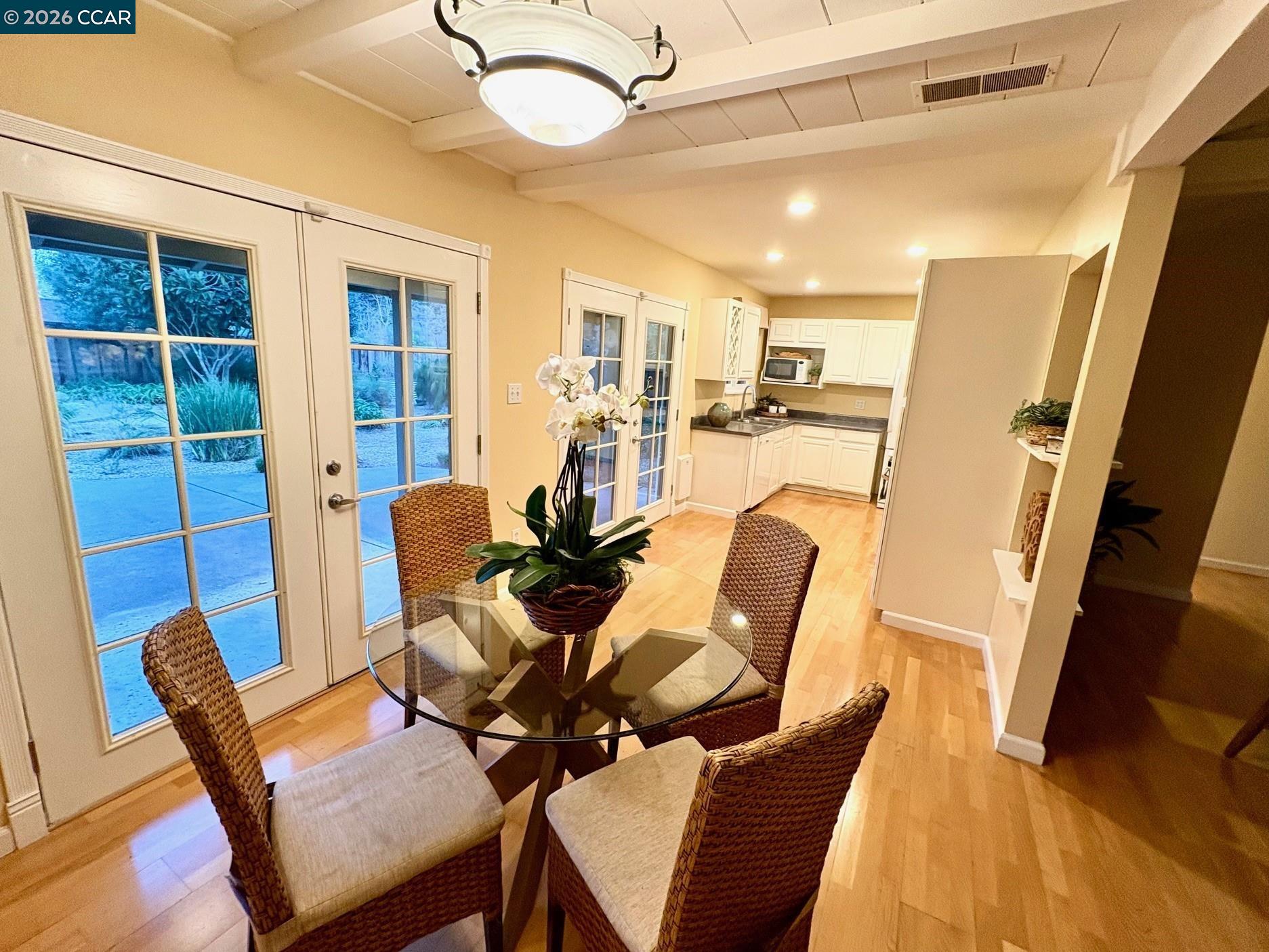 Detail Gallery Image 7 of 21 For 54 Carlos Court, Walnut Creek,  CA 94597 - 3 Beds | 1 Baths