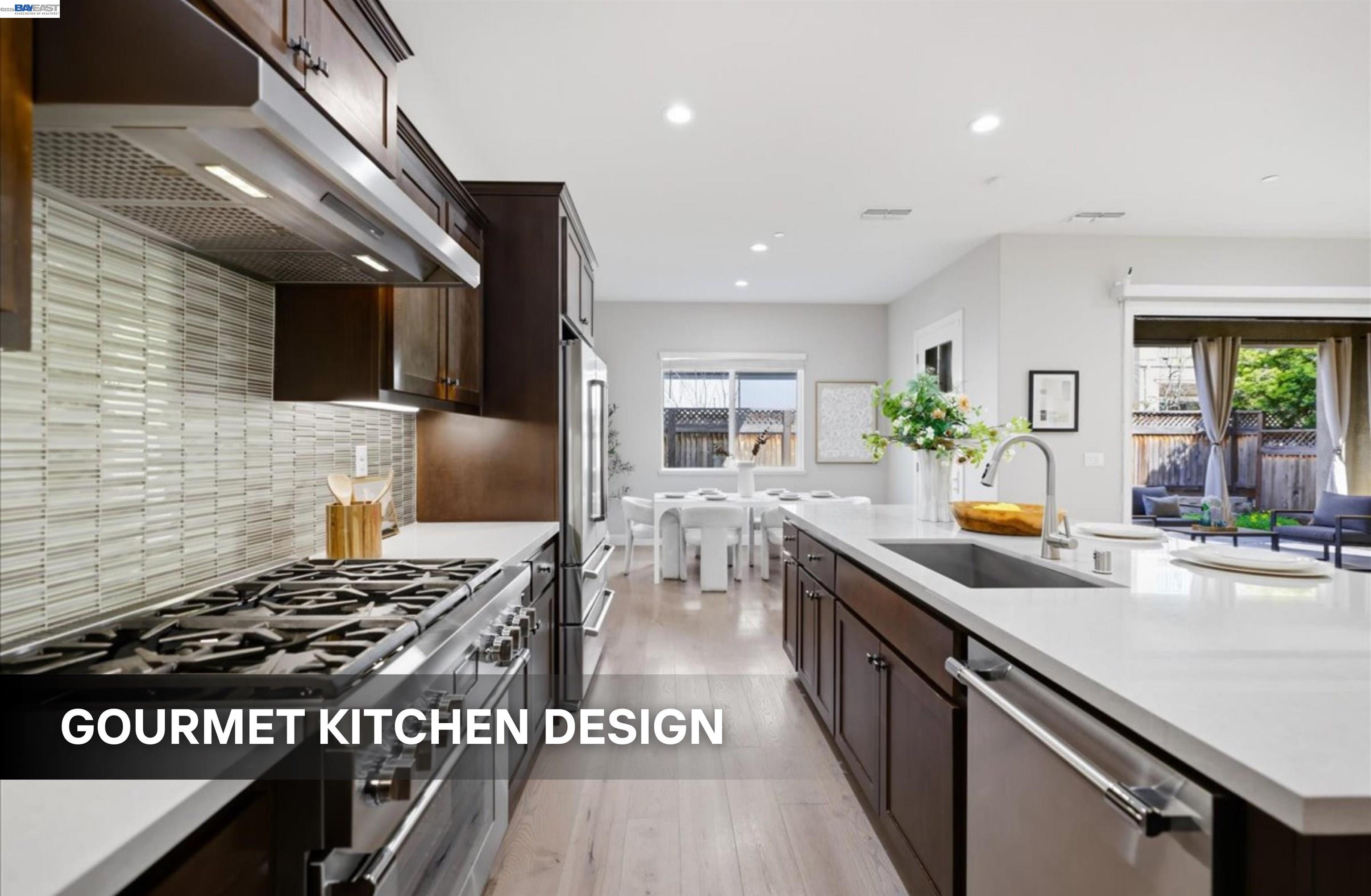 Detail Gallery Image 12 of 51 For 39438 Humpback Whale Rd, Newark,  CA 94560 - 5 Beds | 4/1 Baths