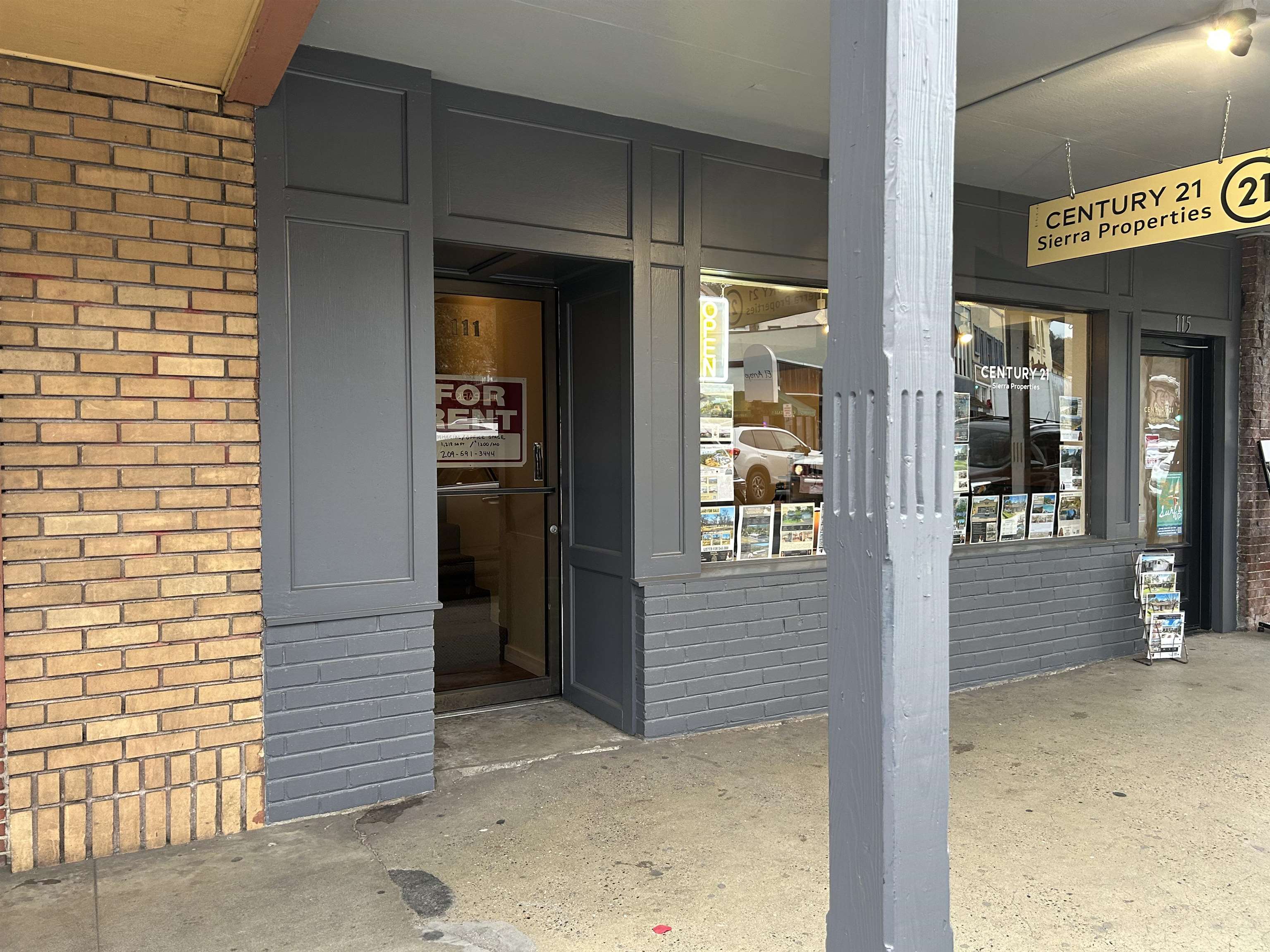 Detail Gallery Image 2 of 10 For 111 S Washington Street, Sonora,  CA 95370 - – Beds | – Baths