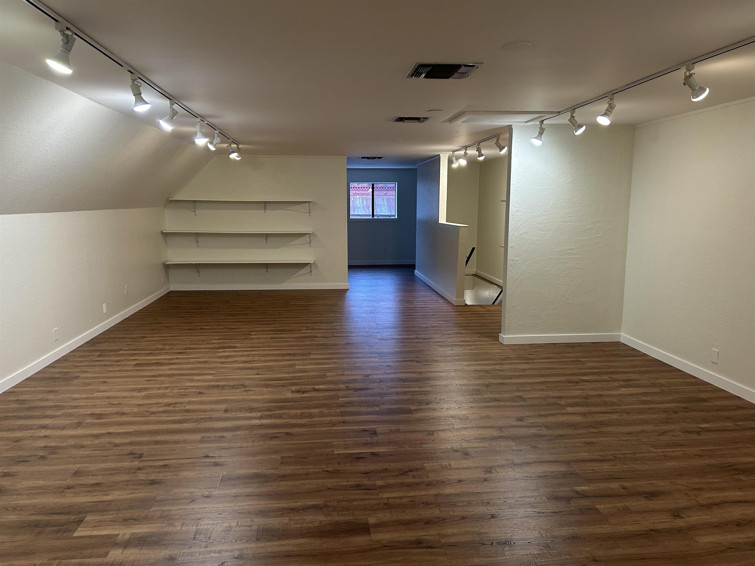 Detail Gallery Image 3 of 10 For 111 S Washington Street, Sonora,  CA 95370 - – Beds | – Baths