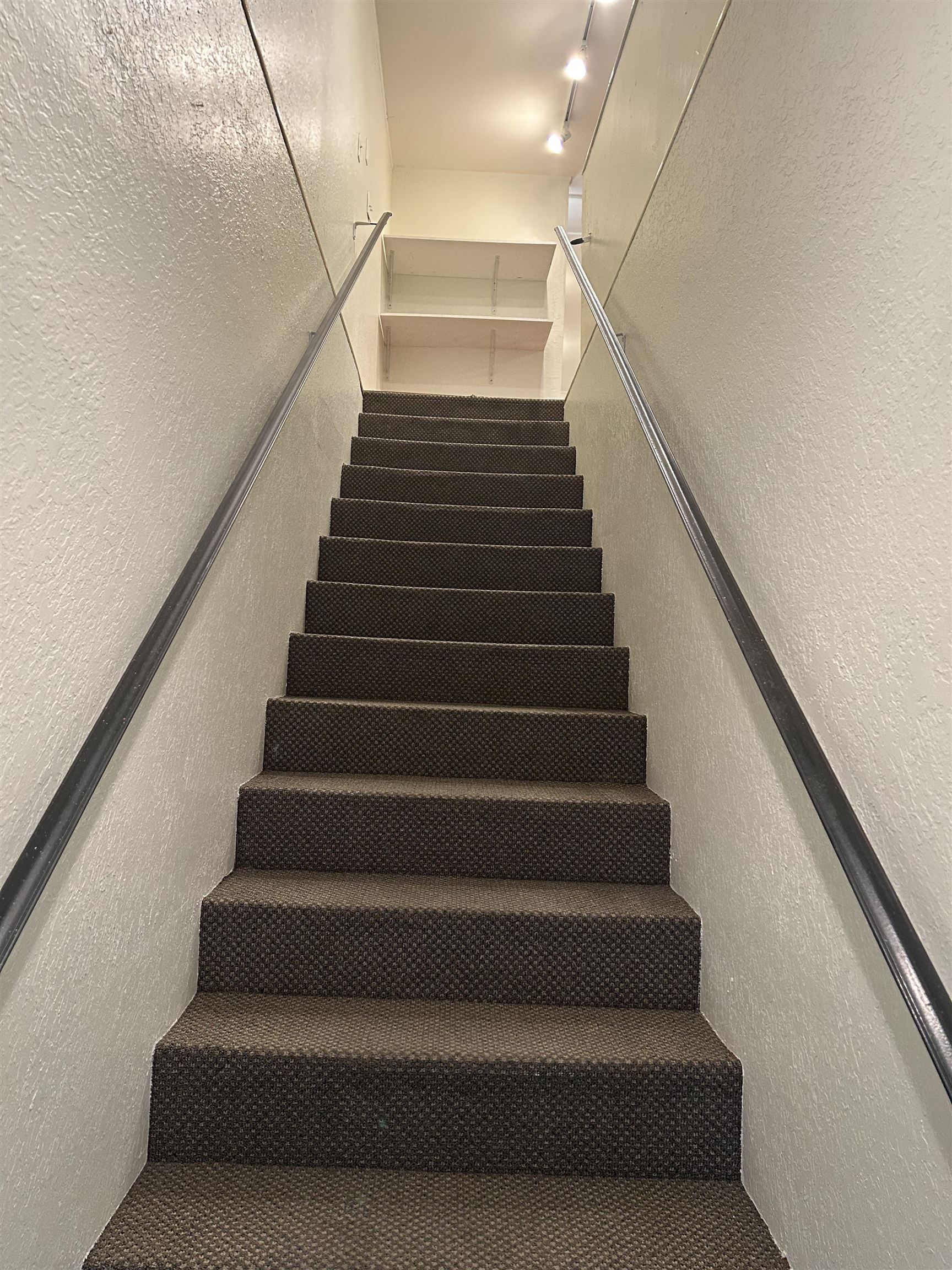 Detail Gallery Image 9 of 10 For 111 S Washington Street, Sonora,  CA 95370 - – Beds | – Baths