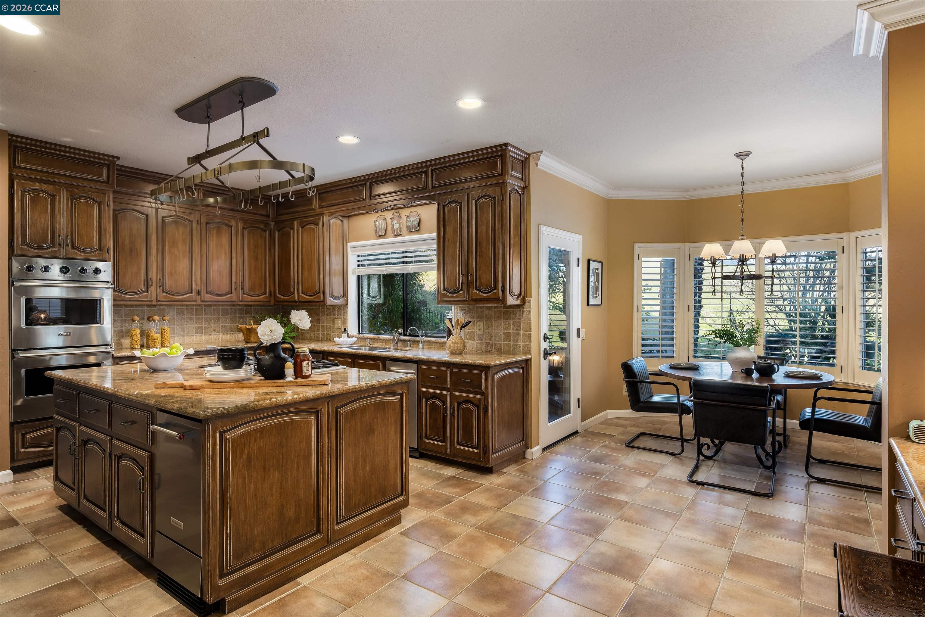 Detail Gallery Image 12 of 53 For 4640 Kingswood Dr, Danville,  CA 94506 - 5 Beds | 3/1 Baths