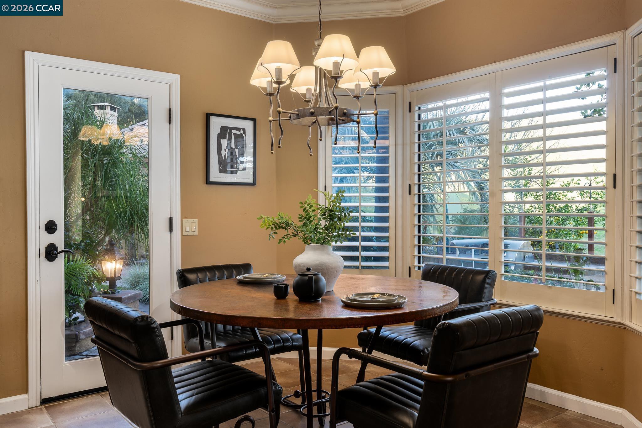 Detail Gallery Image 13 of 53 For 4640 Kingswood Dr, Danville,  CA 94506 - 5 Beds | 3/1 Baths