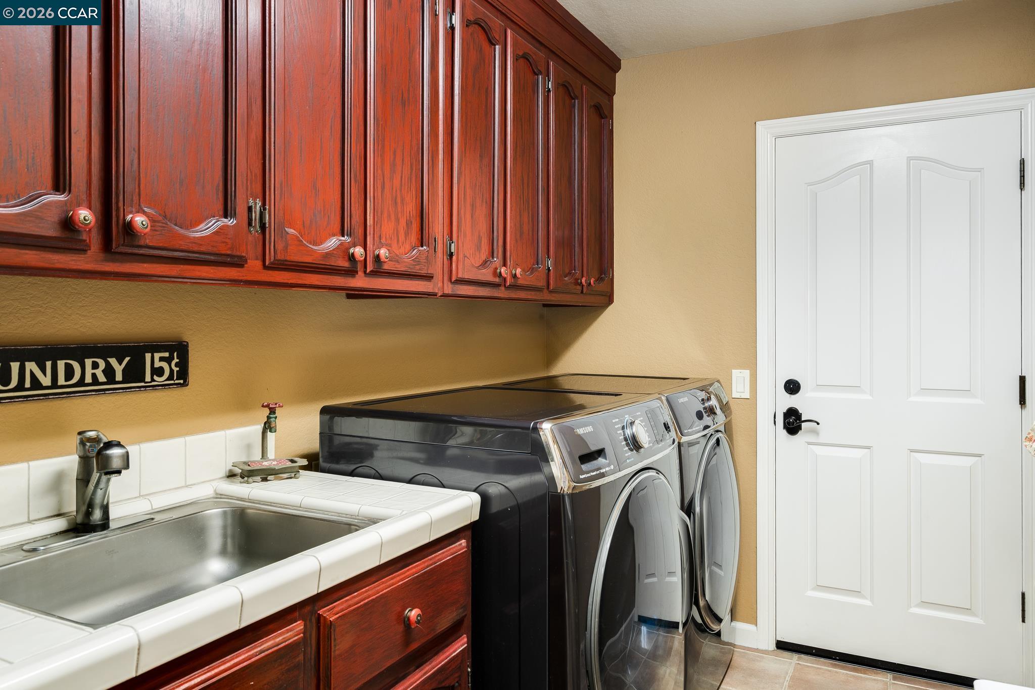 Detail Gallery Image 17 of 53 For 4640 Kingswood Dr, Danville,  CA 94506 - 5 Beds | 3/1 Baths