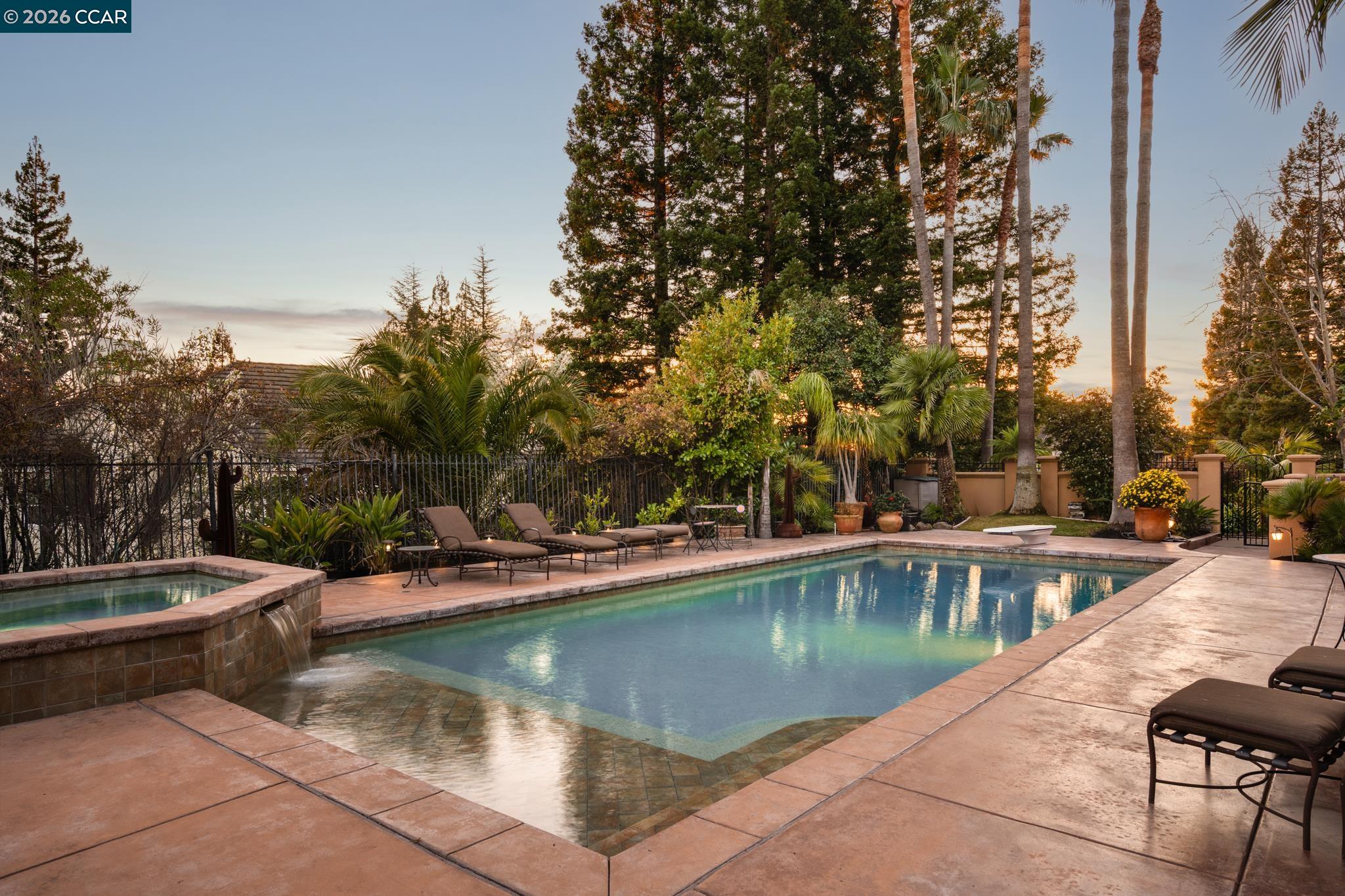 Detail Gallery Image 34 of 53 For 4640 Kingswood Dr, Danville,  CA 94506 - 5 Beds | 3/1 Baths