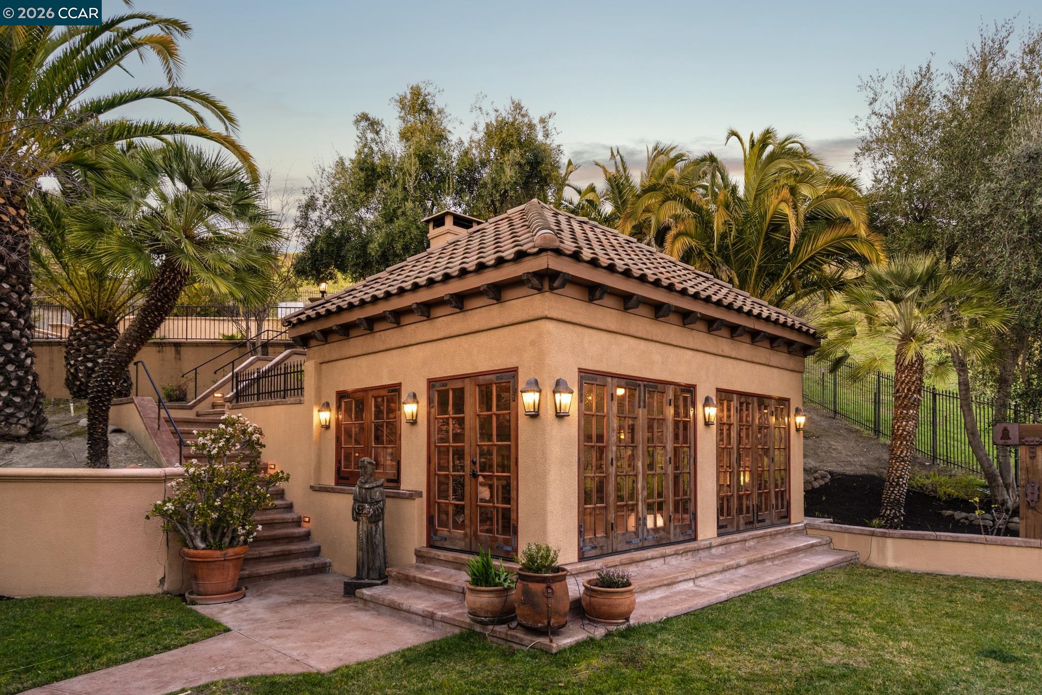 Detail Gallery Image 43 of 53 For 4640 Kingswood Dr, Danville,  CA 94506 - 5 Beds | 3/1 Baths