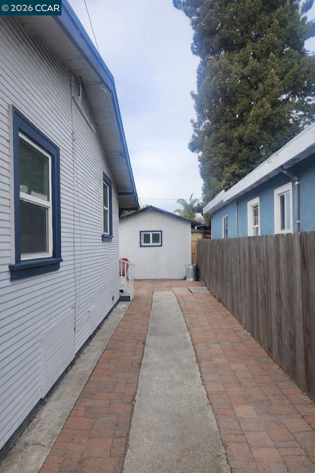 Detail Gallery Image 9 of 9 For 2079 Church St, Oakland,  CA 94621 - 1 Beds | 1 Baths