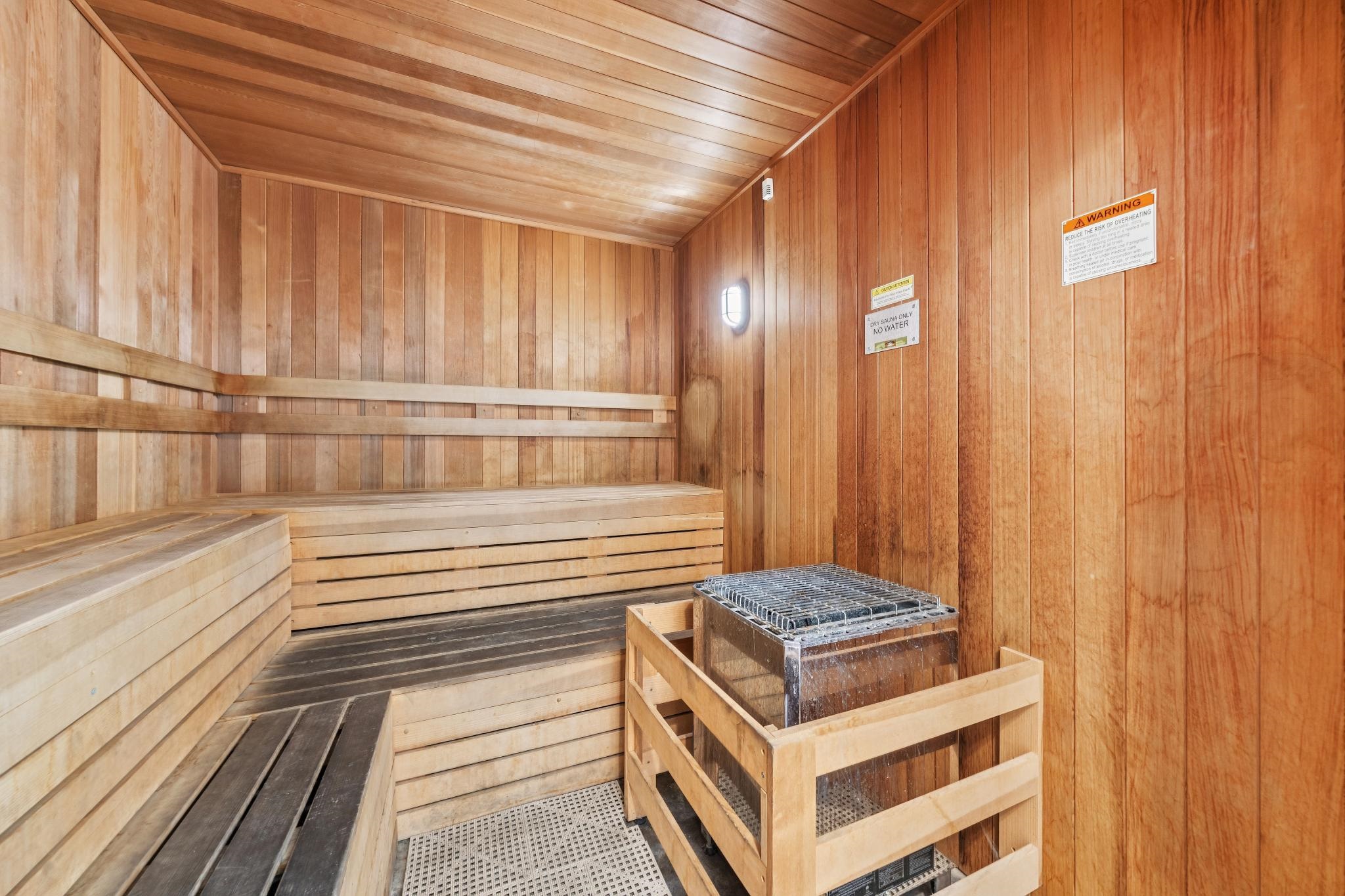 Detail Gallery Image 30 of 33 For 630 Canyon Oaks Dr #C,  Oakland,  CA 94605 - 2 Beds | 2 Baths