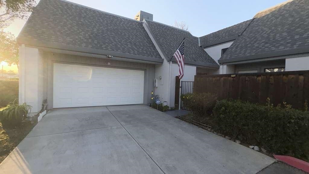 Front Image Thumbnail for BE41123608