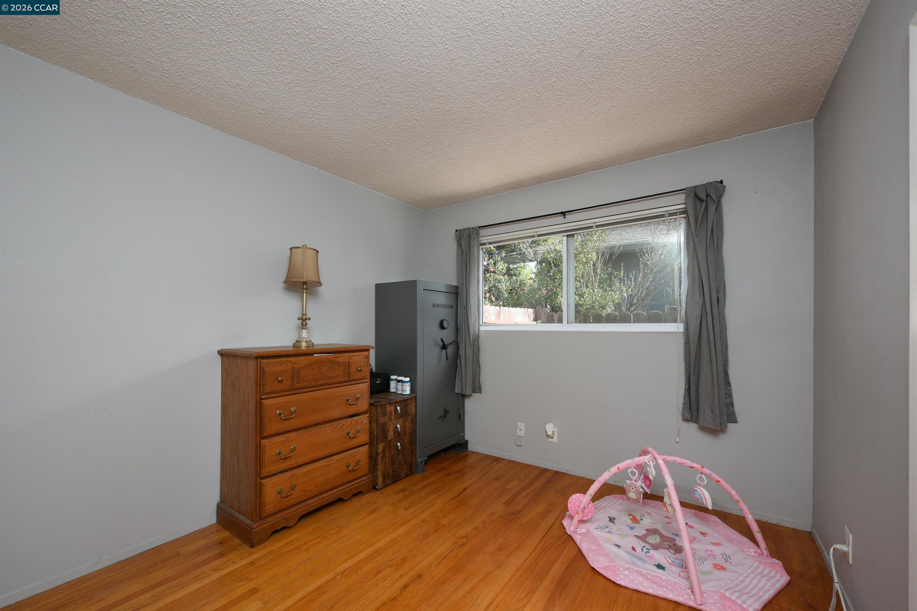 Detail Gallery Image 12 of 25 For 1337 Avon Way, Fairfield,  CA 94533 - 3 Beds | 2 Baths