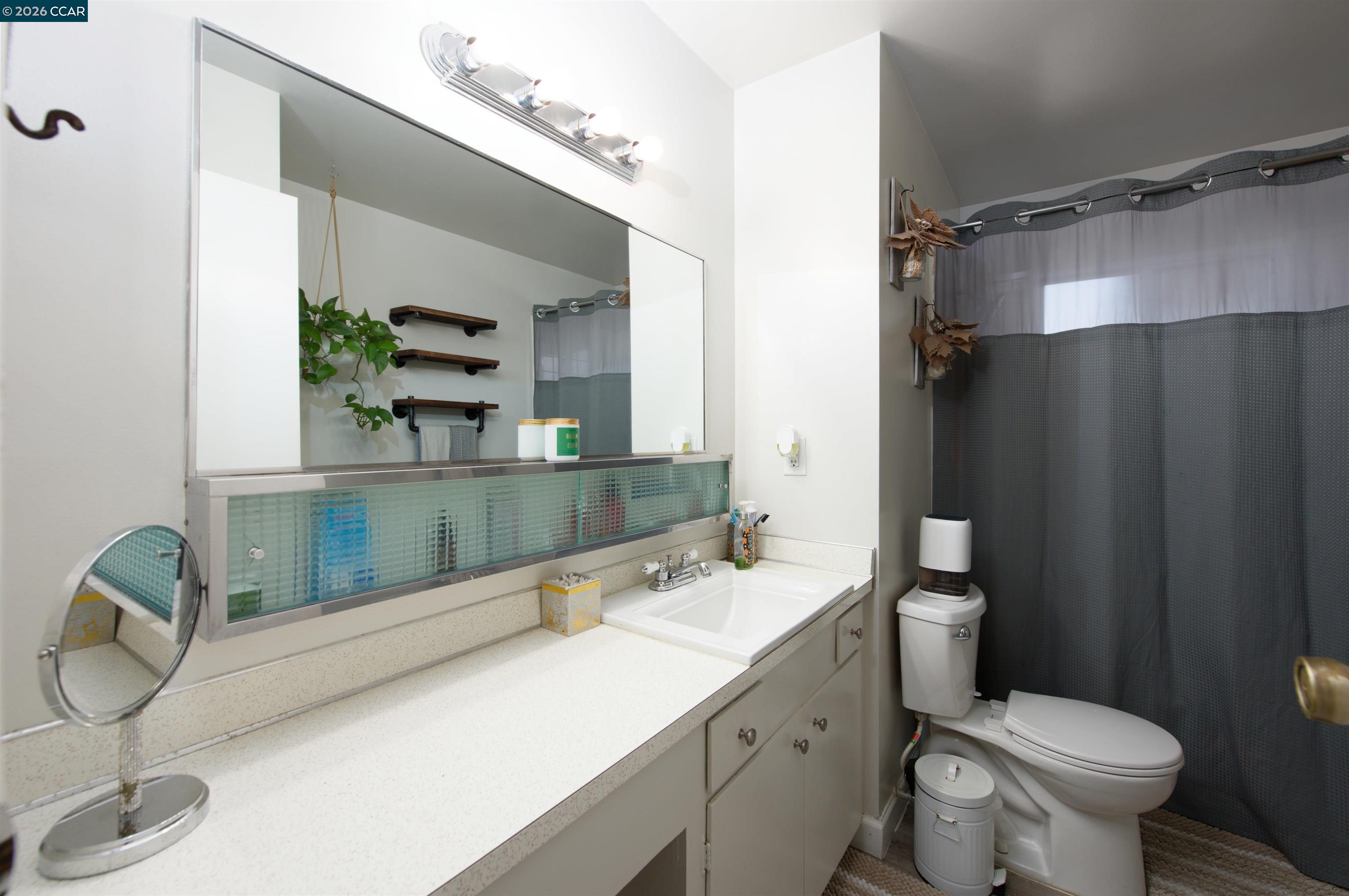 Detail Gallery Image 13 of 25 For 1337 Avon Way, Fairfield,  CA 94533 - 3 Beds | 2 Baths