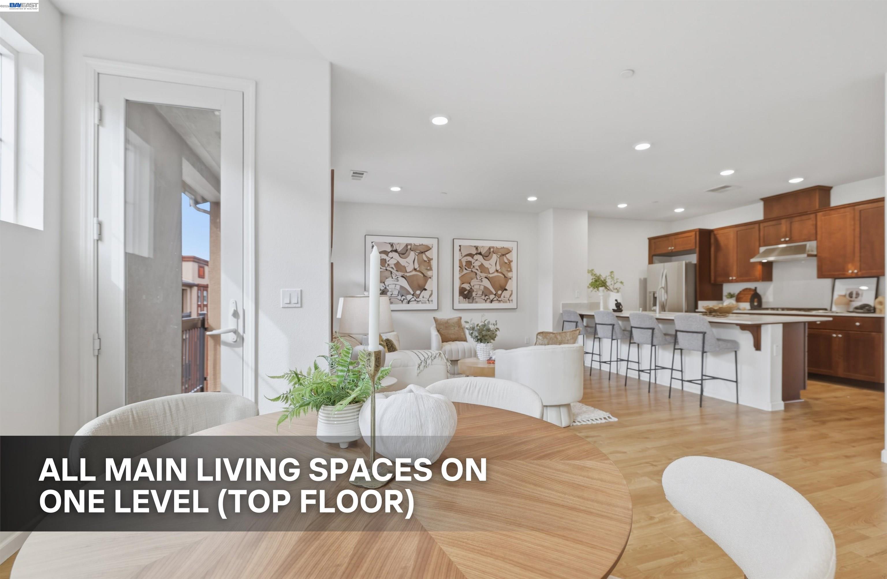 Detail Gallery Image 3 of 33 For 1021 Onofrio Ln #UNIT 3,  San Jose,  CA 95131 - 2 Beds | 2 Baths