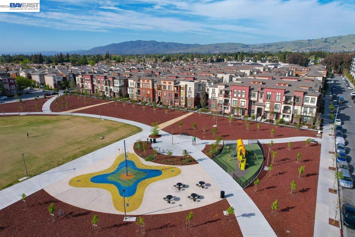 Detail Gallery Image 21 of 30 For 1021 Onofrio Ln #UNIT 3,  San Jose,  CA 95131 - 2 Beds | 2 Baths