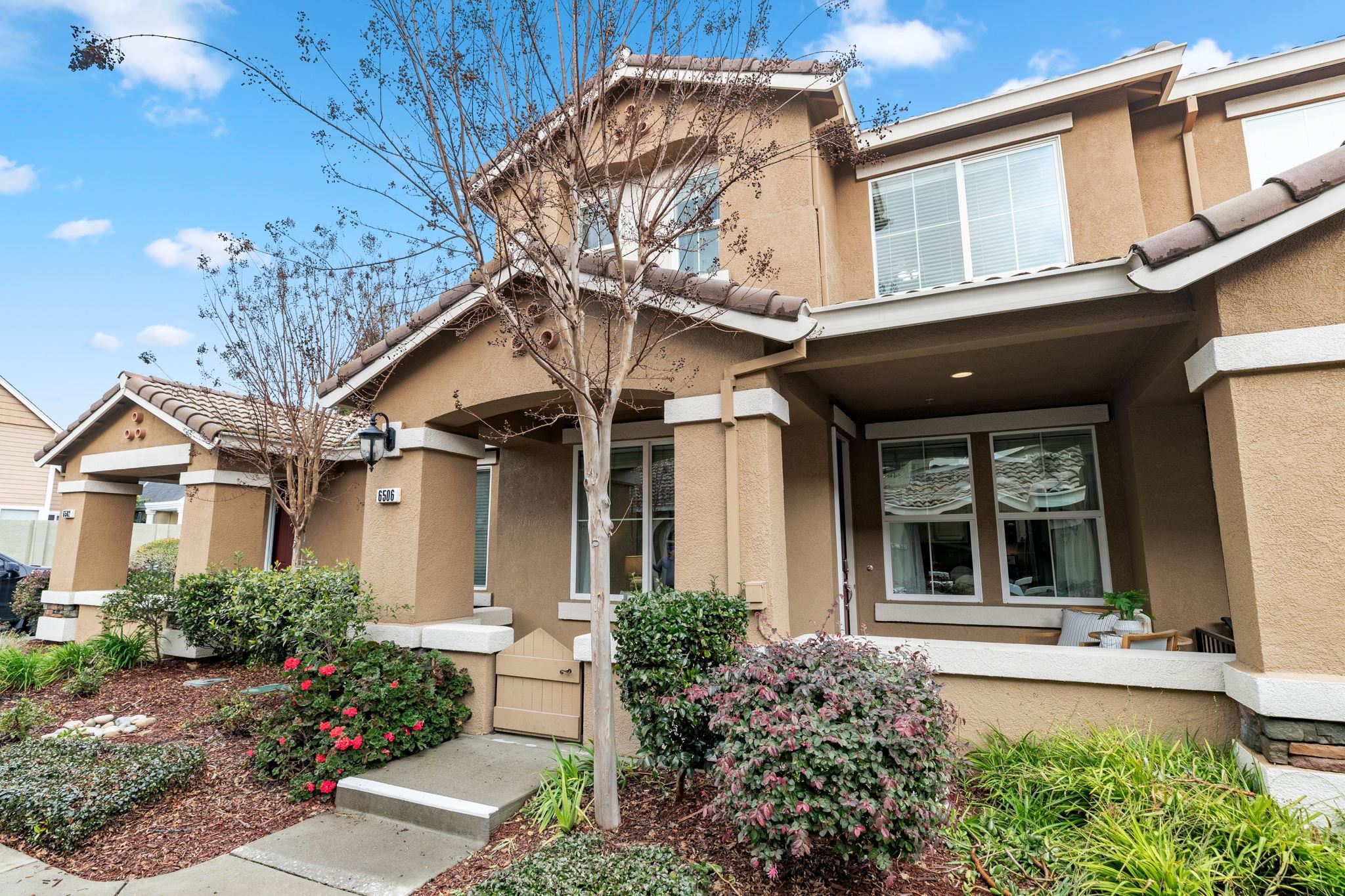 Front Image Thumbnail for BE41123613