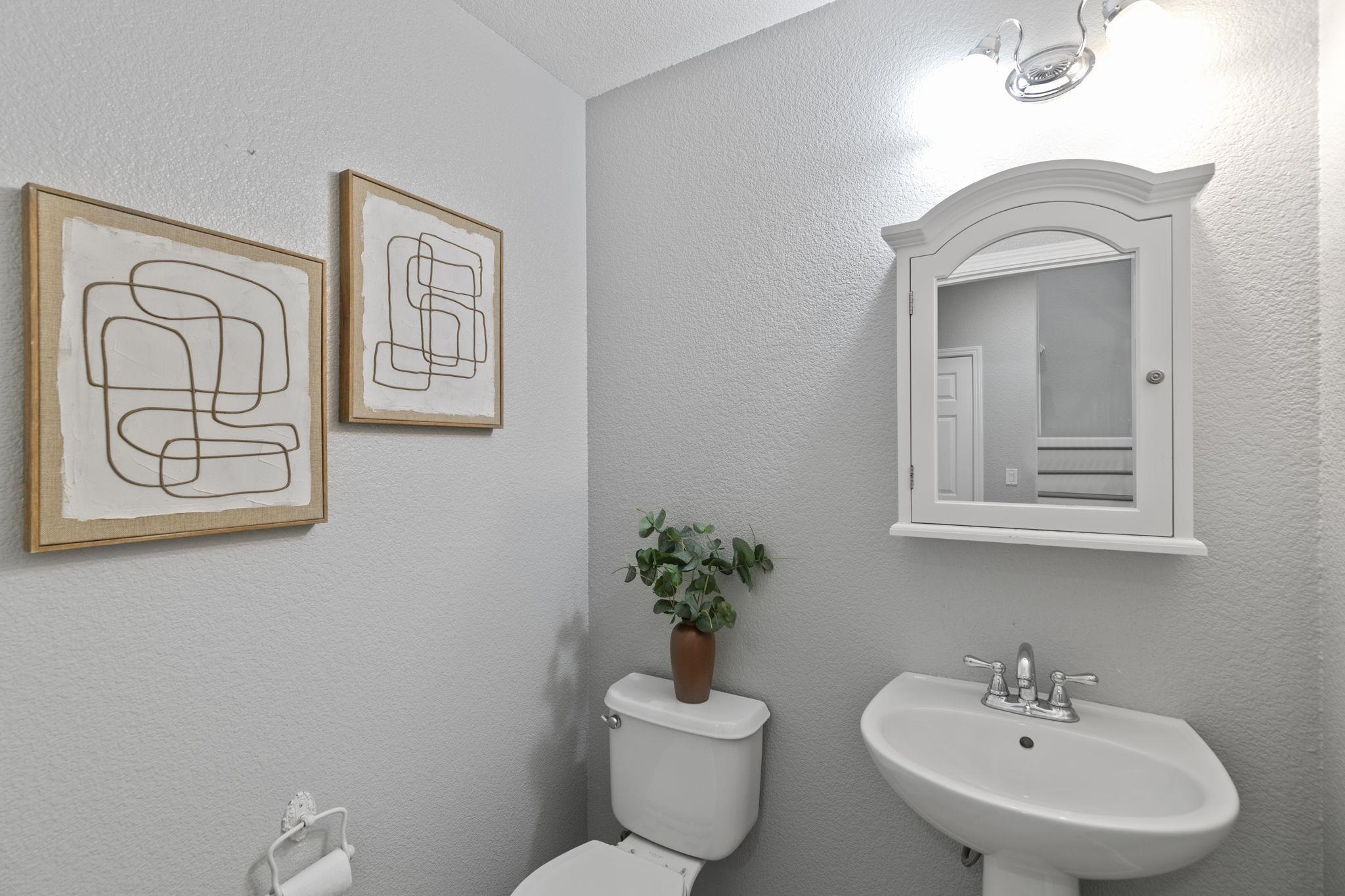 Detail Gallery Image 12 of 35 For 6506 Forget Me Not, Livermore,  CA 94551 - 3 Beds | 2/1 Baths