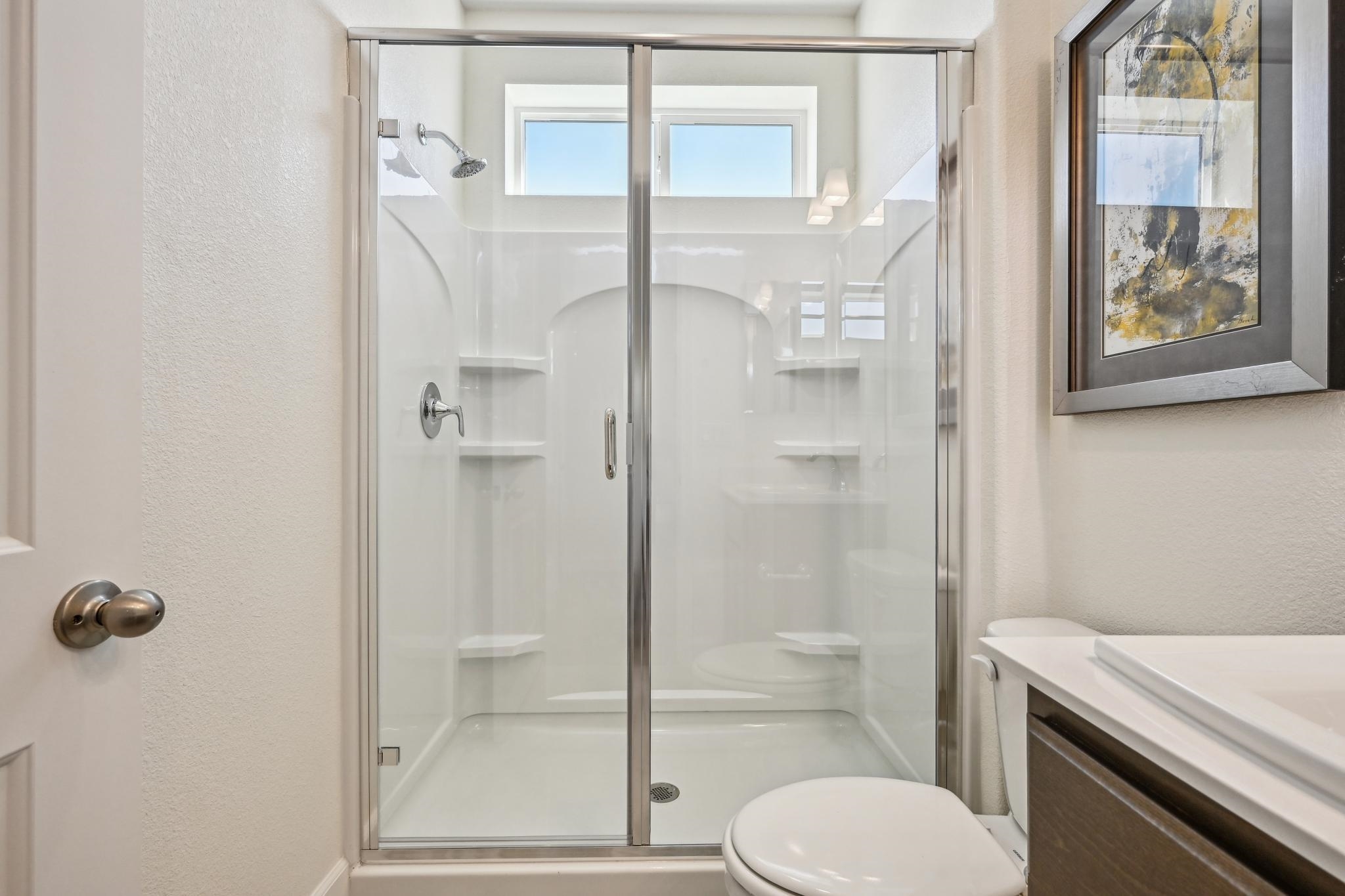 Detail Gallery Image 25 of 54 For 101 Creek View Cir, Fairfield,  CA 94533 - 5 Beds | 3/1 Baths