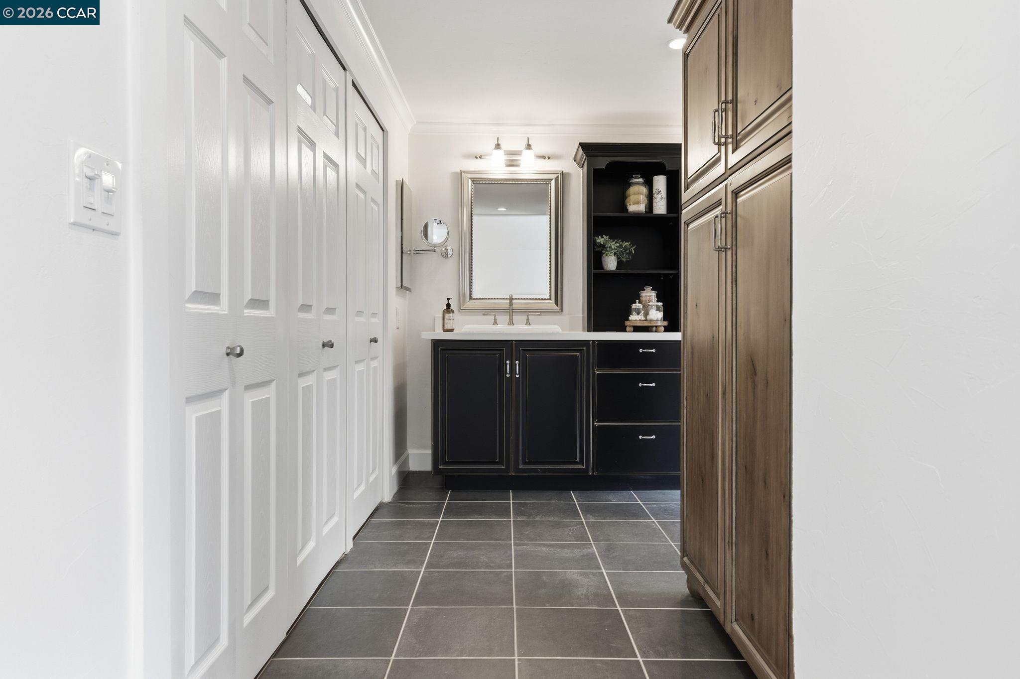 Detail Gallery Image 19 of 41 For 813 Columbine Ct, Danville,  CA 94526 - 4 Beds | 3 Baths