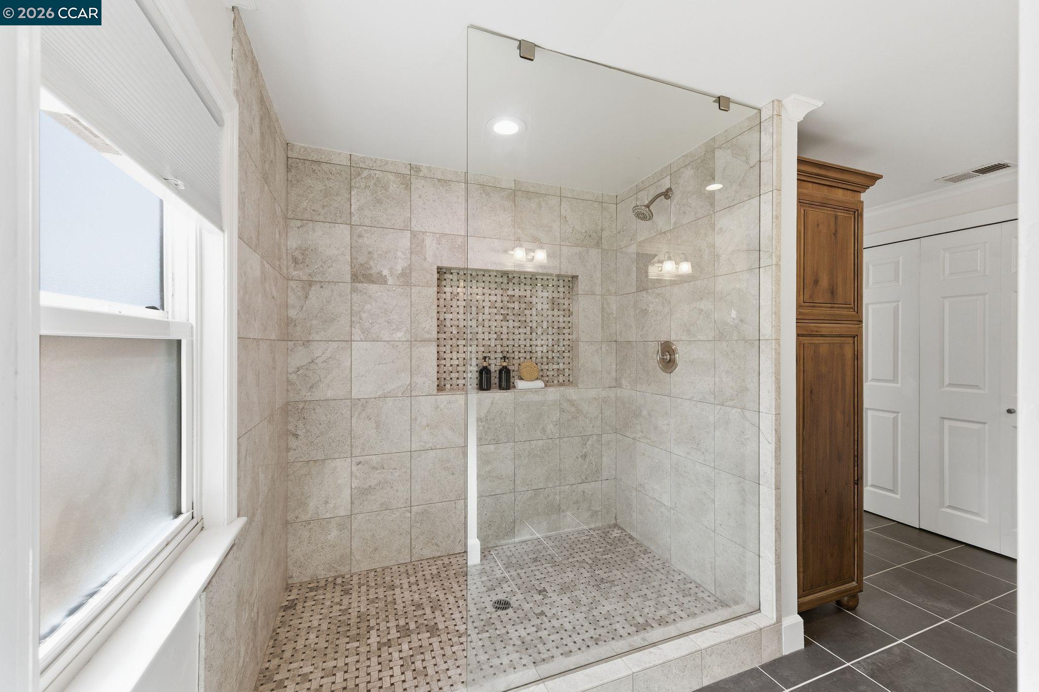 Detail Gallery Image 21 of 41 For 813 Columbine Ct, Danville,  CA 94526 - 4 Beds | 3 Baths