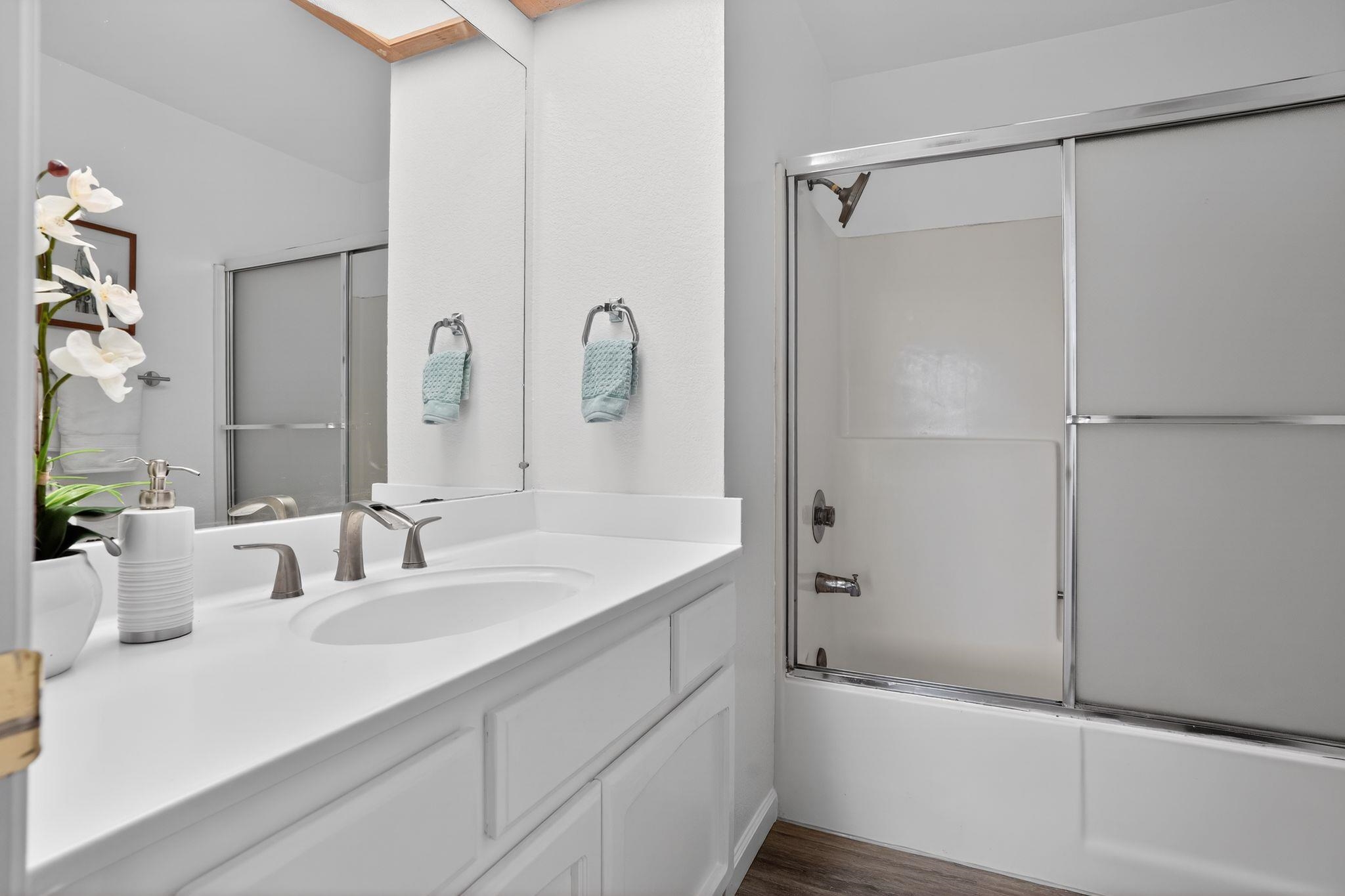 Detail Gallery Image 17 of 34 For 1240 Copper Peak Ln, San Jose,  CA 95120 - 3 Beds | 3 Baths