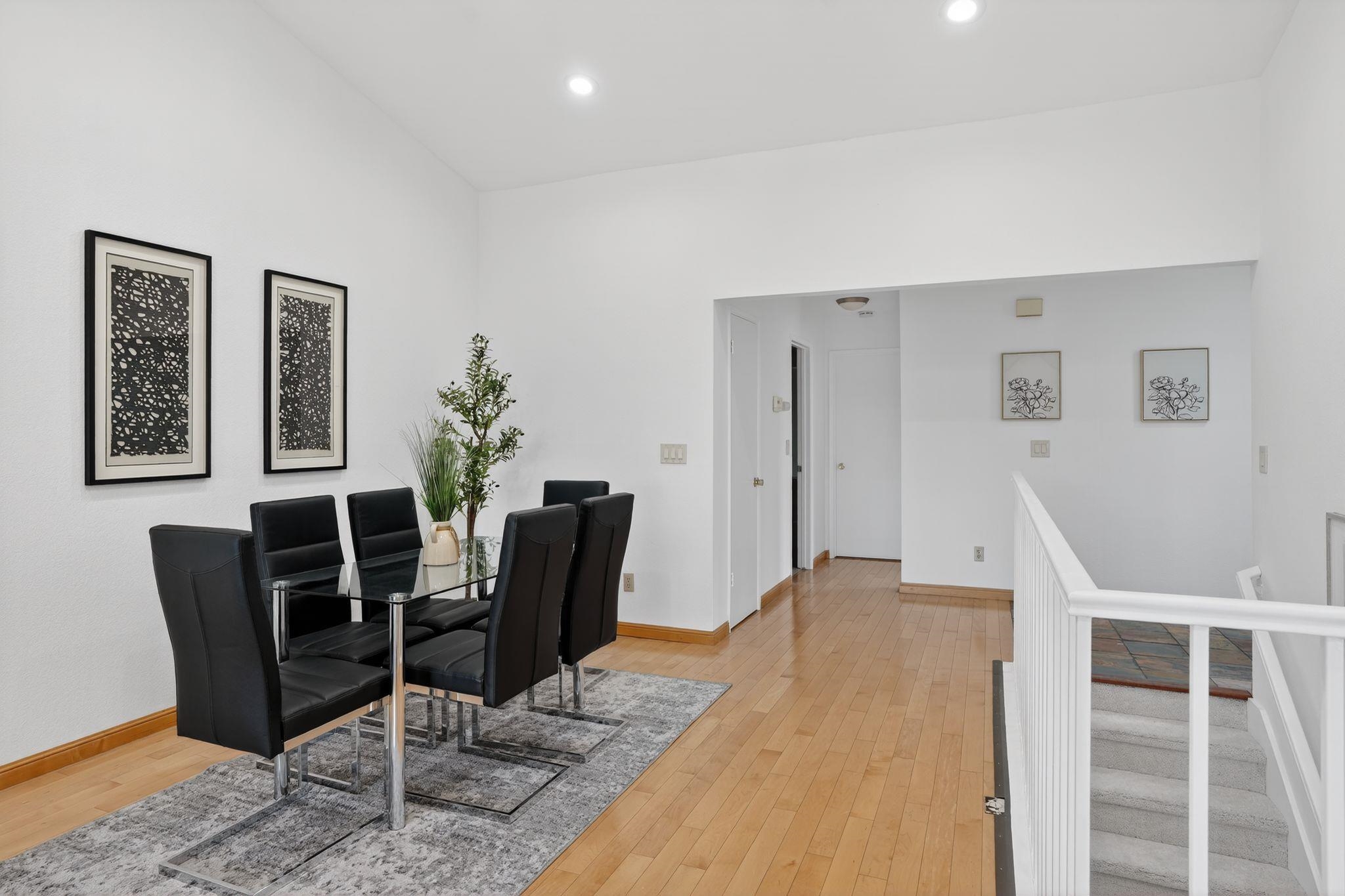 Detail Gallery Image 8 of 34 For 1240 Copper Peak Ln, San Jose,  CA 95120 - 3 Beds | 3 Baths