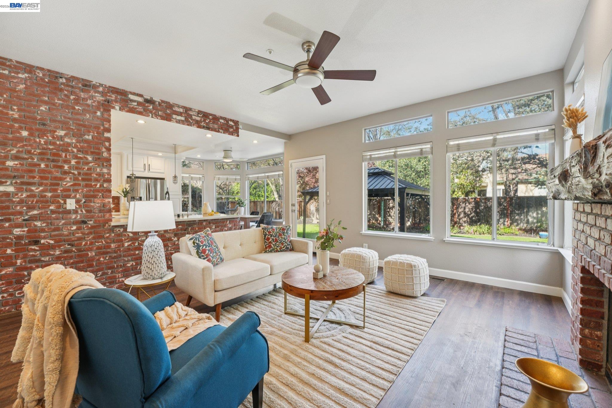 Detail Gallery Image 12 of 60 For 1042 Dana Cir, Livermore,  CA 94550 - 4 Beds | 3 Baths