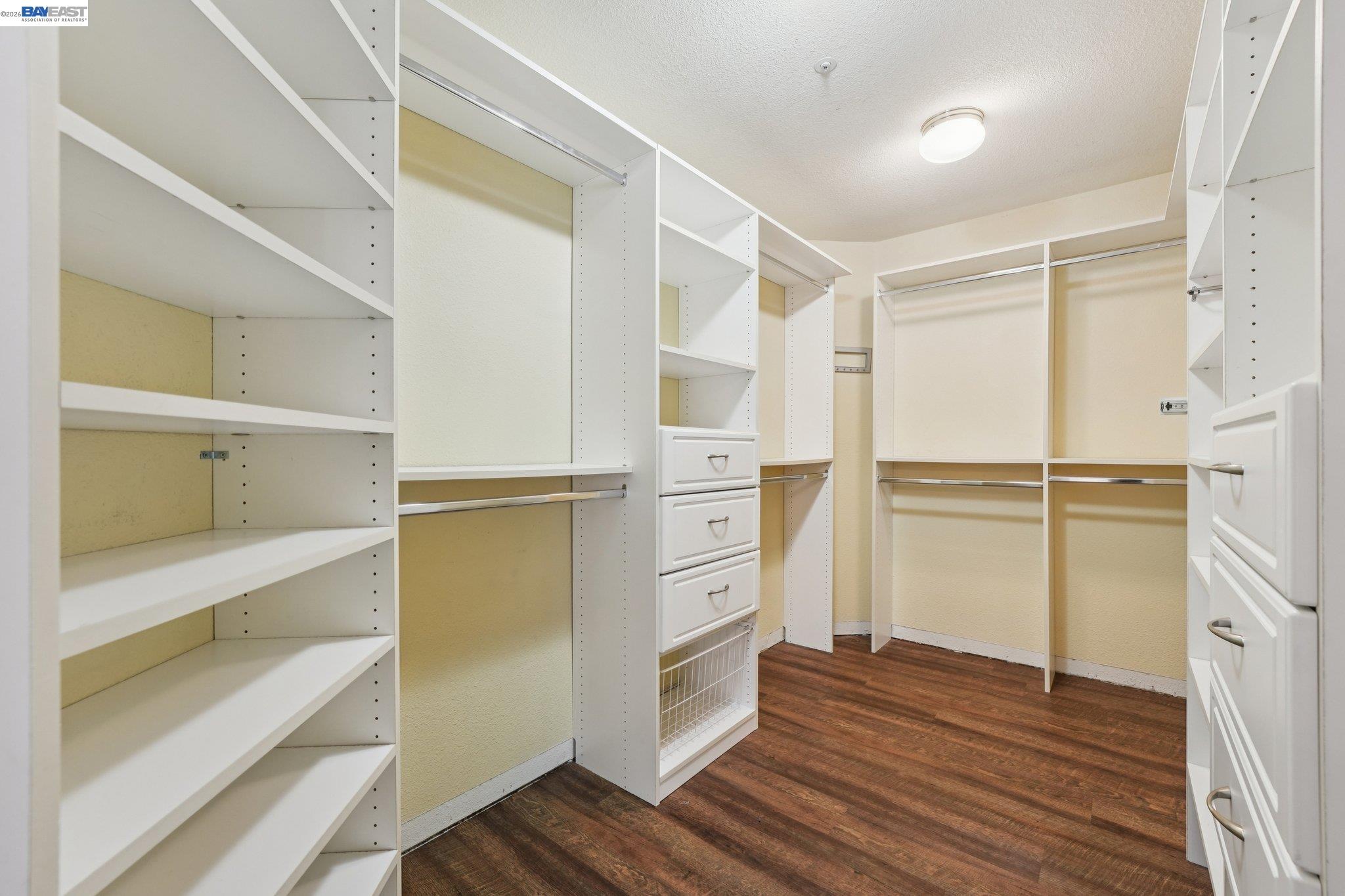 Detail Gallery Image 27 of 60 For 1042 Dana Cir, Livermore,  CA 94550 - 4 Beds | 3 Baths