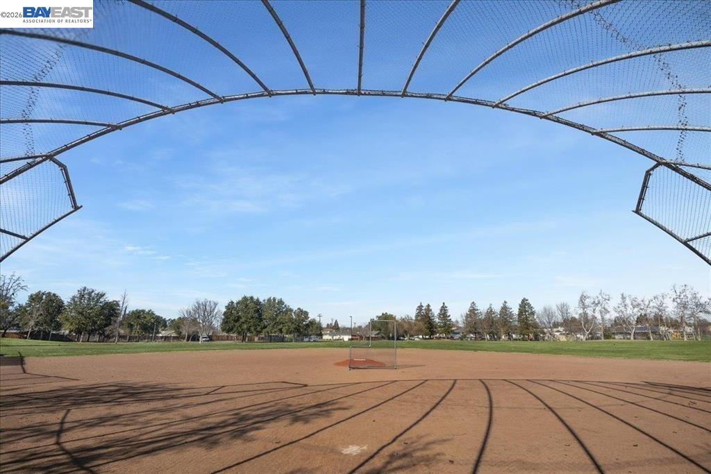 Detail Gallery Image 59 of 60 For 1042 Dana Cir, Livermore,  CA 94550 - 4 Beds | 3 Baths