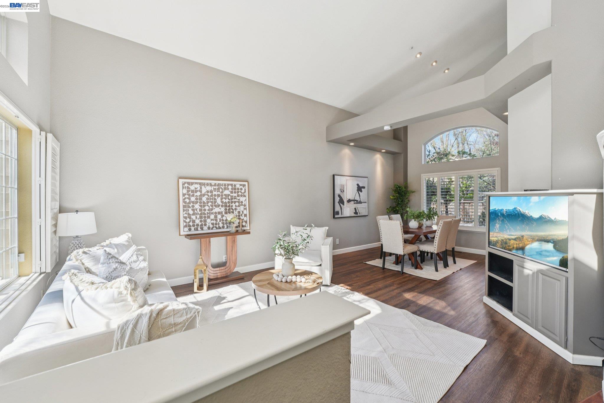 Detail Gallery Image 7 of 60 For 1042 Dana Cir, Livermore,  CA 94550 - 4 Beds | 3 Baths