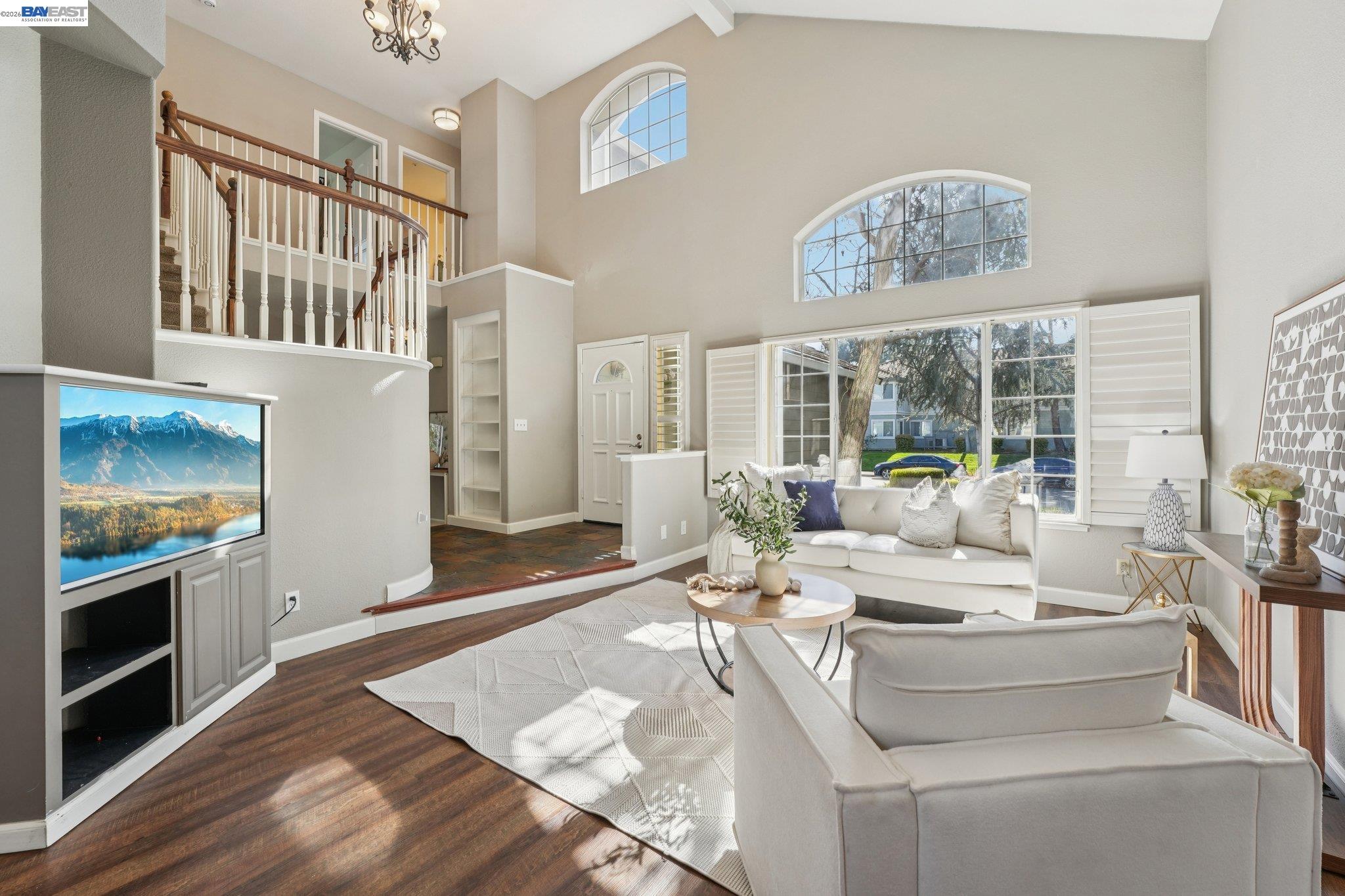 Detail Gallery Image 9 of 60 For 1042 Dana Cir, Livermore,  CA 94550 - 4 Beds | 3 Baths