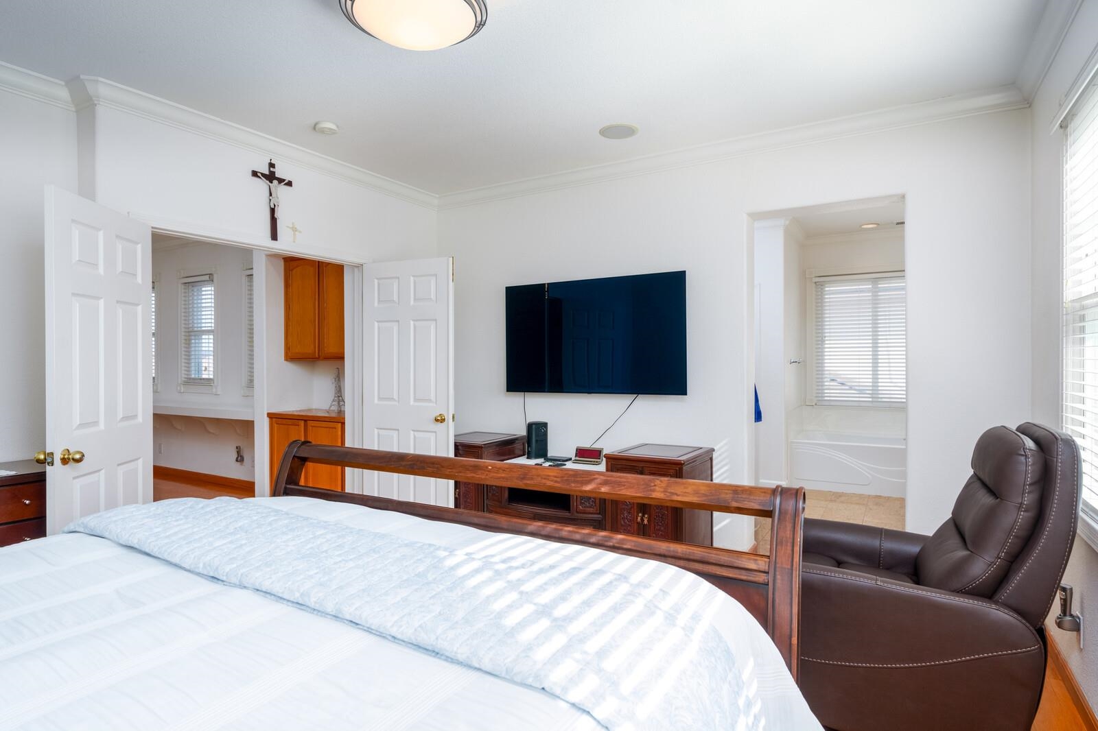 Detail Gallery Image 23 of 40 For 2719 Shellgate Circle, Hayward,  CA 94545 - 5 Beds | 3 Baths