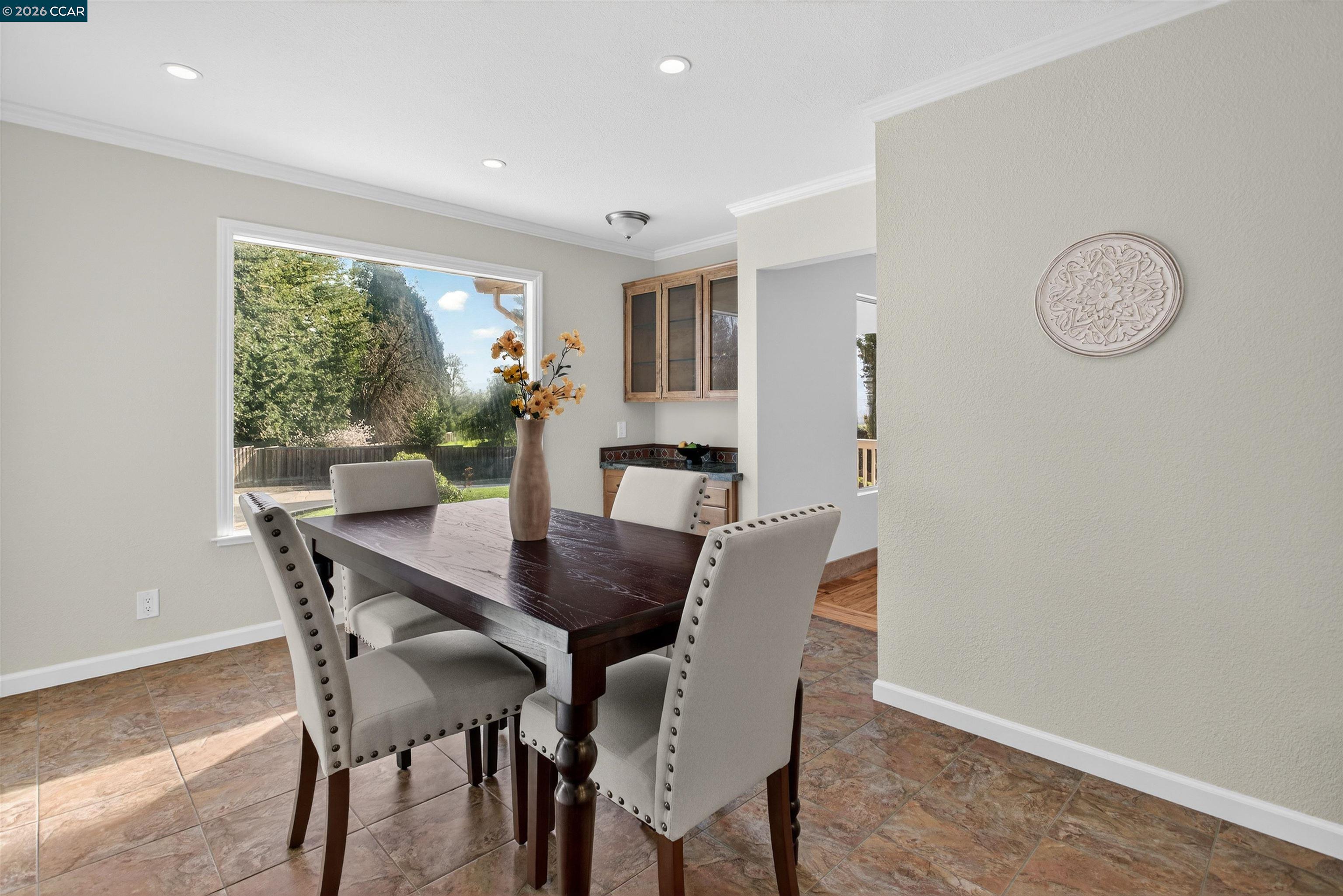 1956 Holly Dr, Concord, CA, 94521