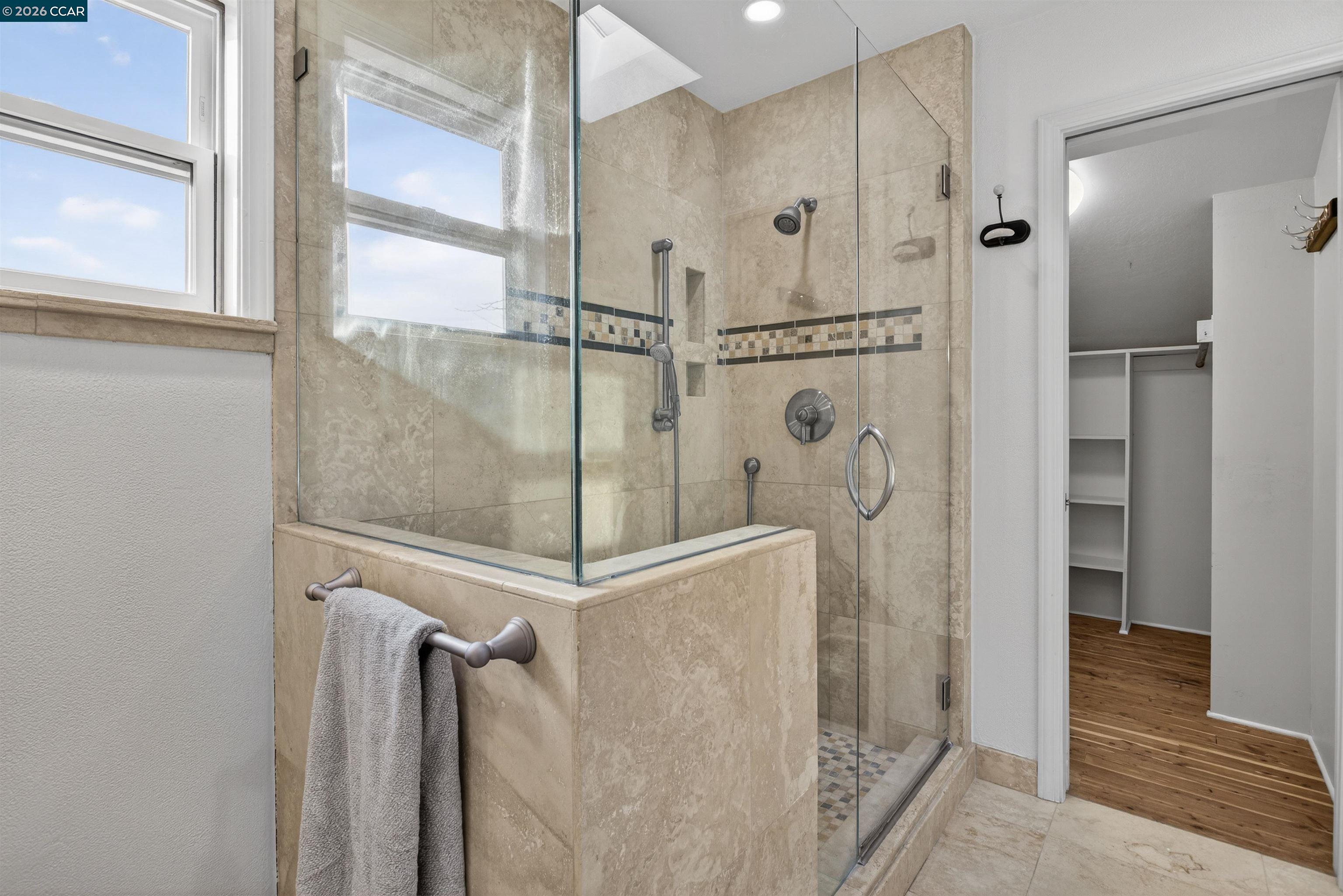 Detail Gallery Image 31 of 57 For 1956 Holly Dr, Concord,  CA 94521 - 5 Beds | 3 Baths