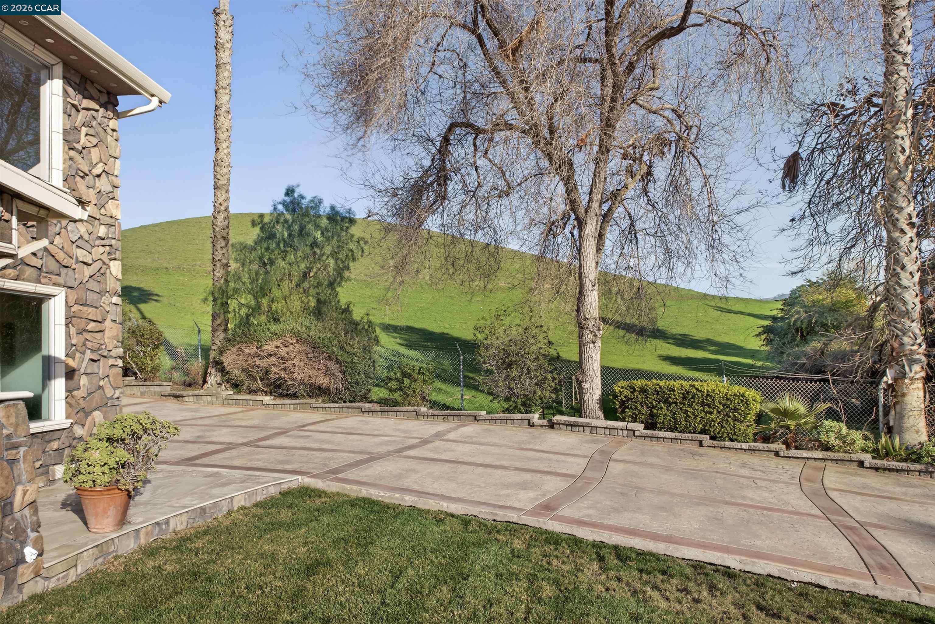 1956 Holly Dr, Concord, CA, 94521