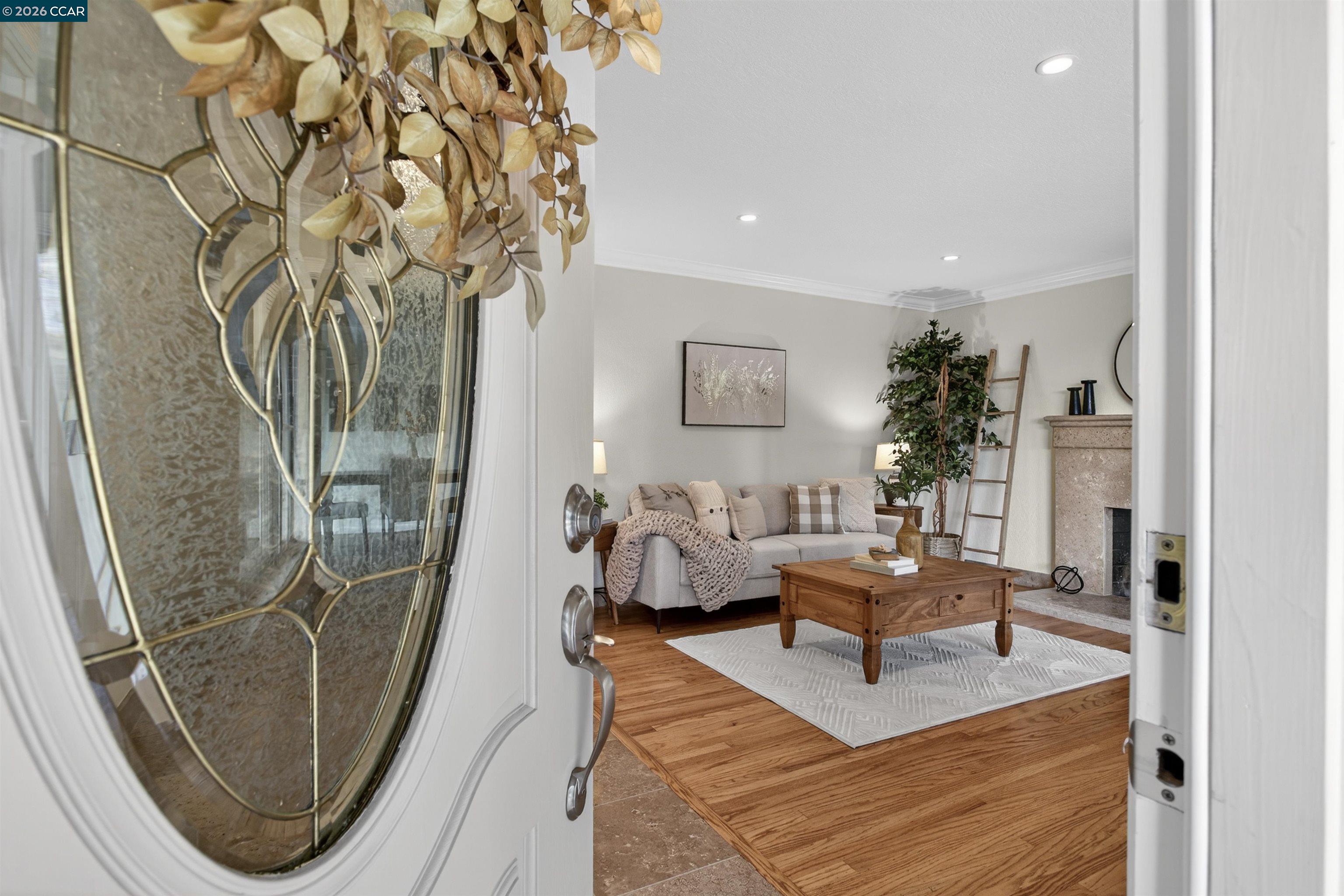 1956 Holly Dr, Concord, CA, 94521