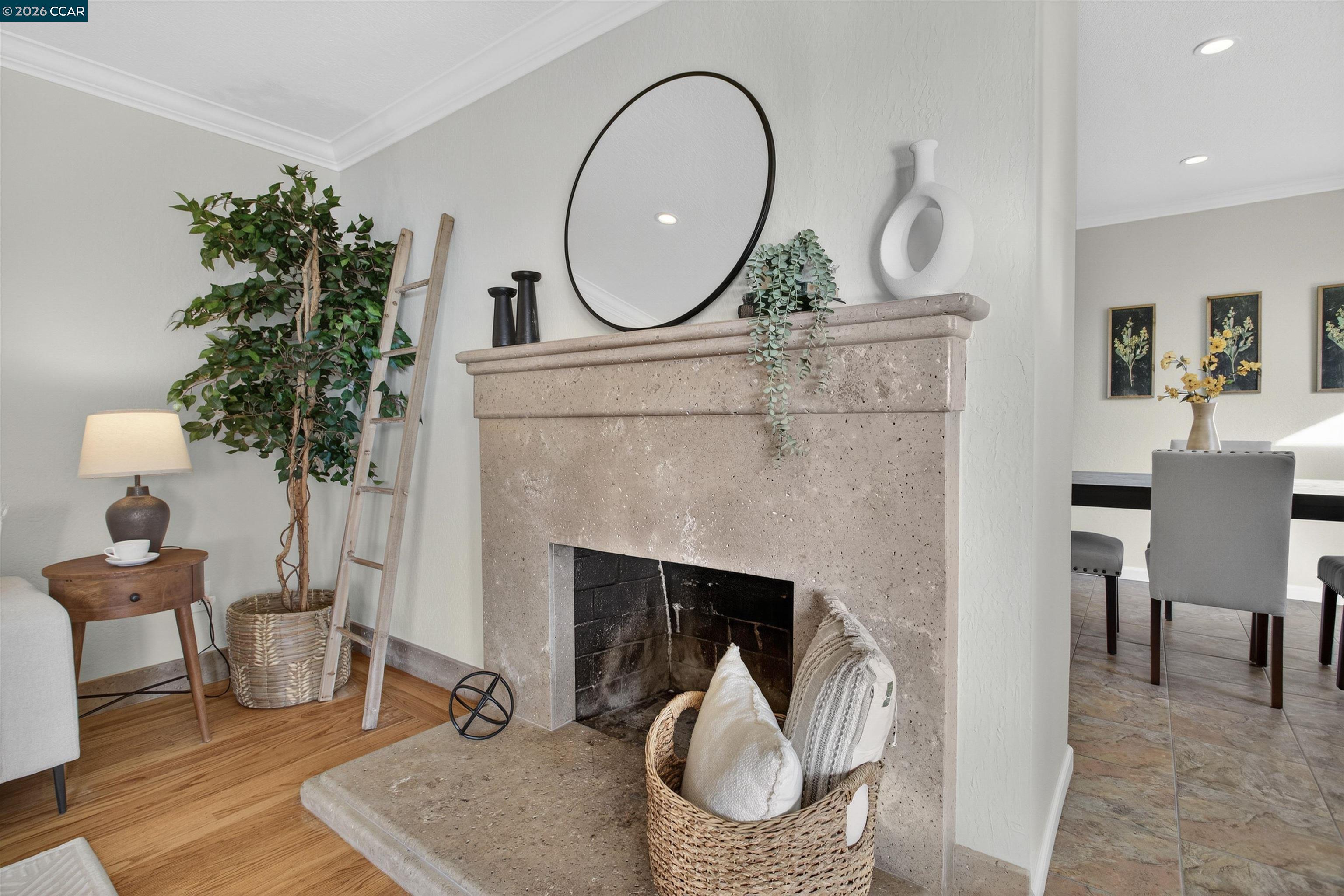 1956 Holly Dr, Concord, CA, 94521