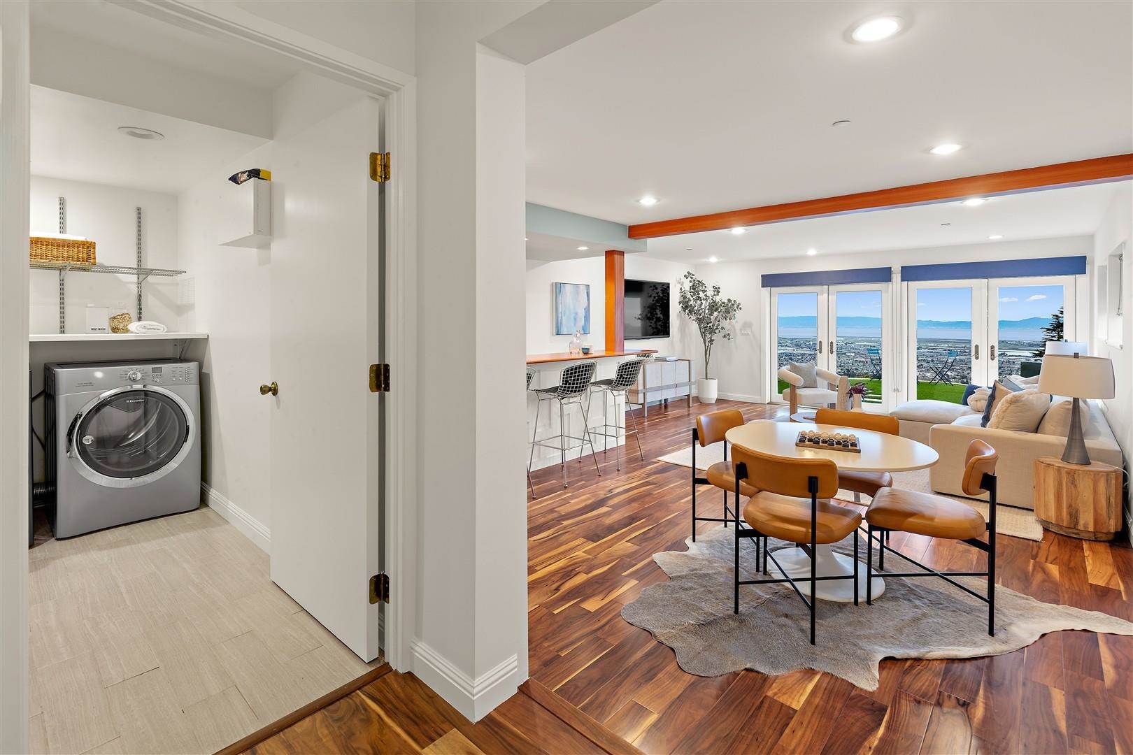 Detail Gallery Image 25 of 56 For 225 Chadbourne Way, Oakland,  CA 94619 - 3 Beds | 2/1 Baths