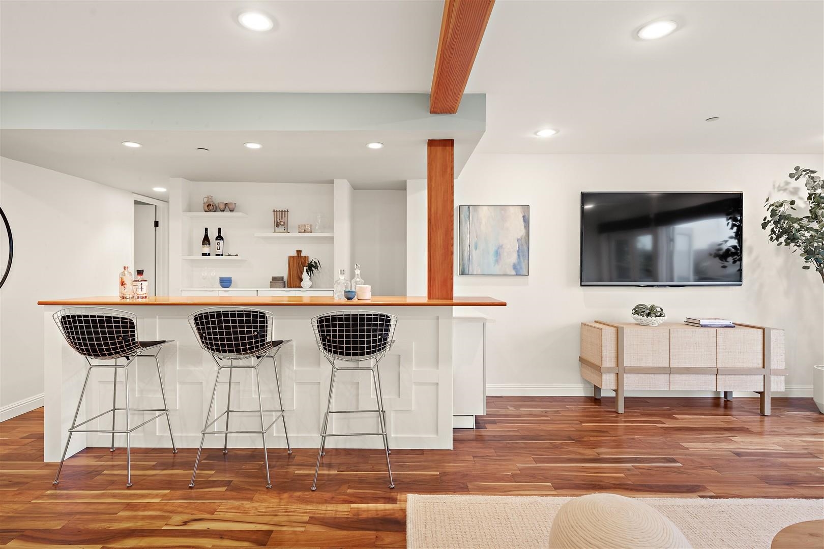 Detail Gallery Image 33 of 56 For 225 Chadbourne Way, Oakland,  CA 94619 - 3 Beds | 2/1 Baths