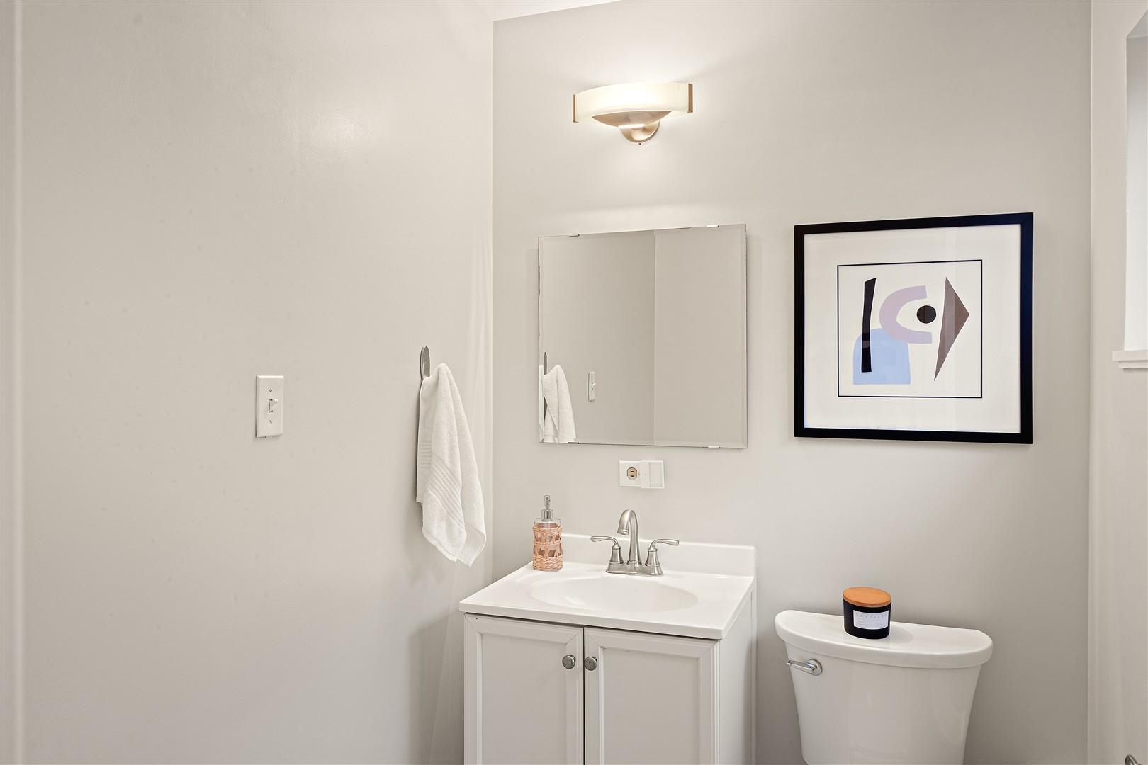Detail Gallery Image 36 of 56 For 225 Chadbourne Way, Oakland,  CA 94619 - 3 Beds | 2/1 Baths