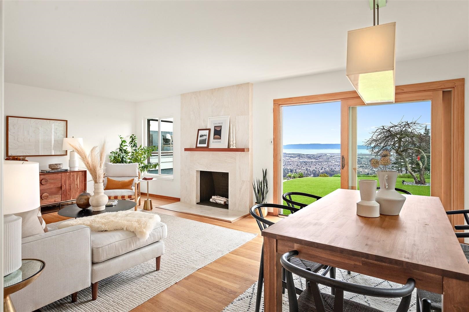 Detail Gallery Image 8 of 56 For 225 Chadbourne Way, Oakland,  CA 94619 - 3 Beds | 2/1 Baths