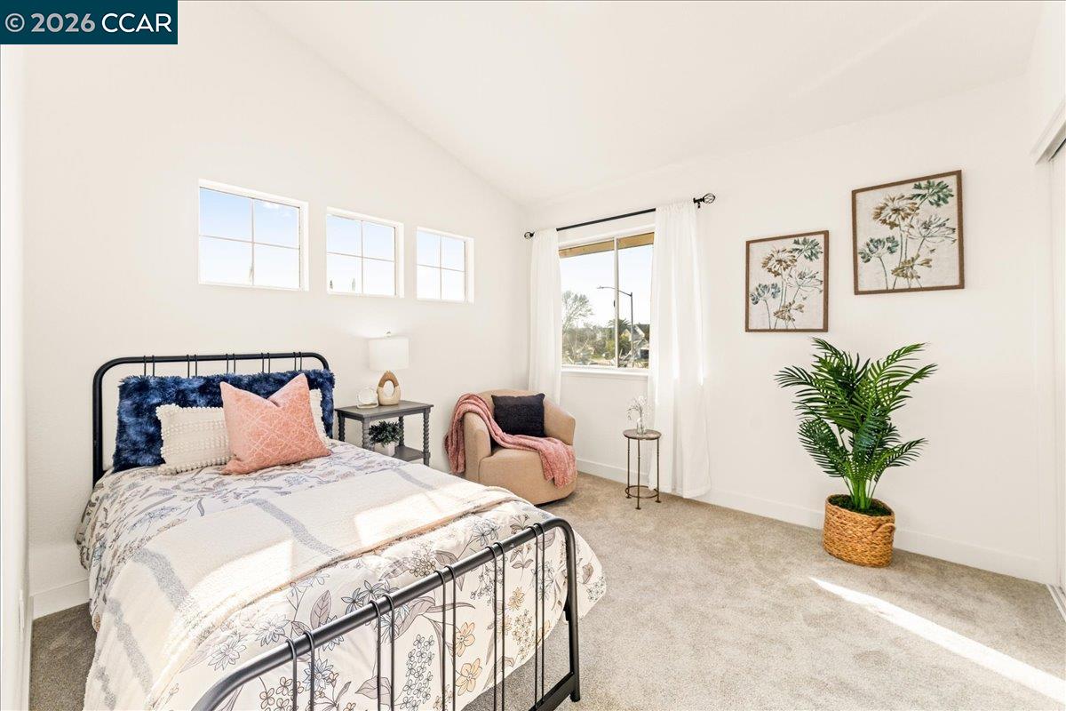 Detail Gallery Image 15 of 18 For 2171 Rain Drop Circle, Pittsburg,  CA 94565 - 4 Beds | 2/1 Baths