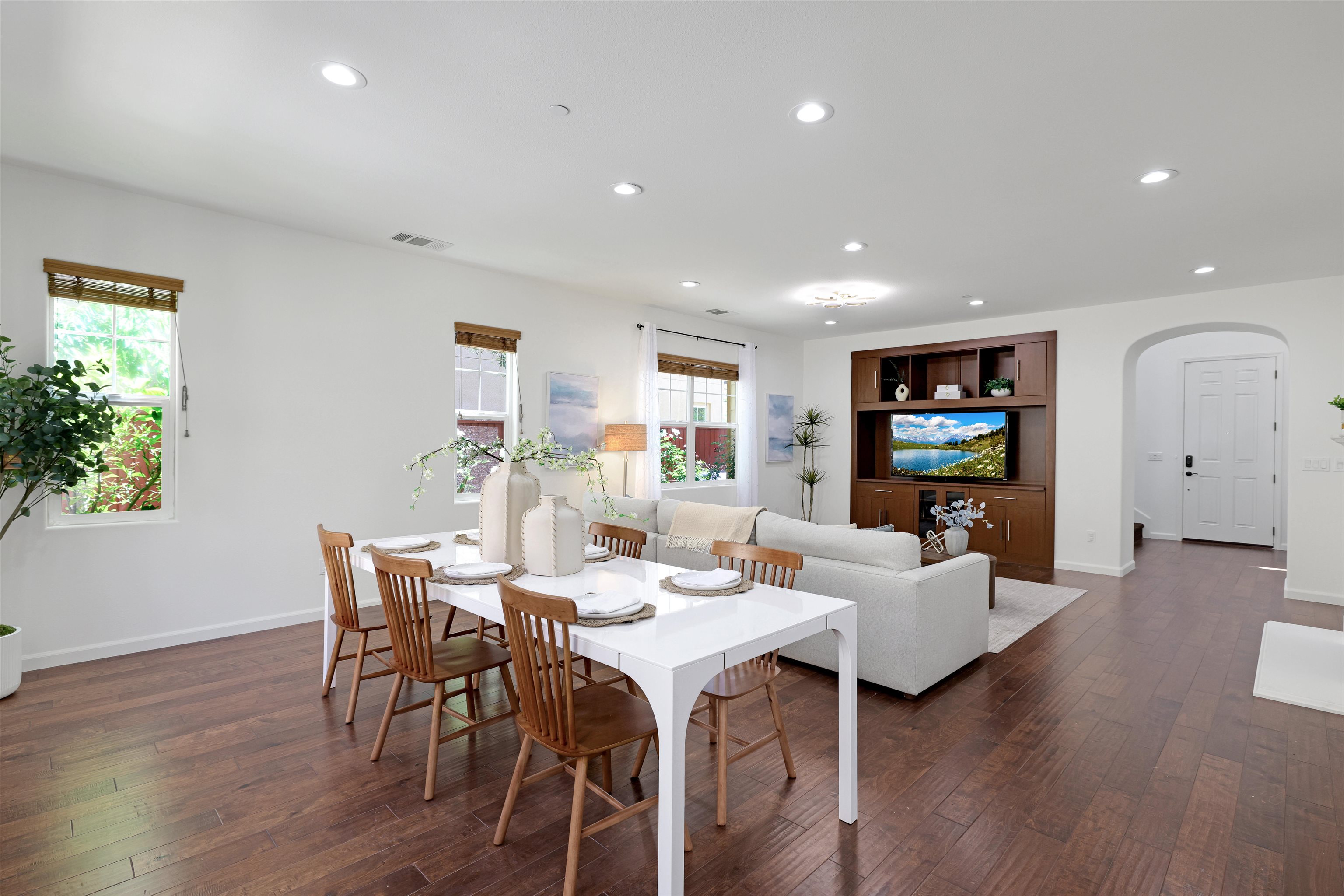 Detail Gallery Image 12 of 57 For 193 Lucy Ln, San Ramon,  CA 94582 - 3 Beds | 3 Baths