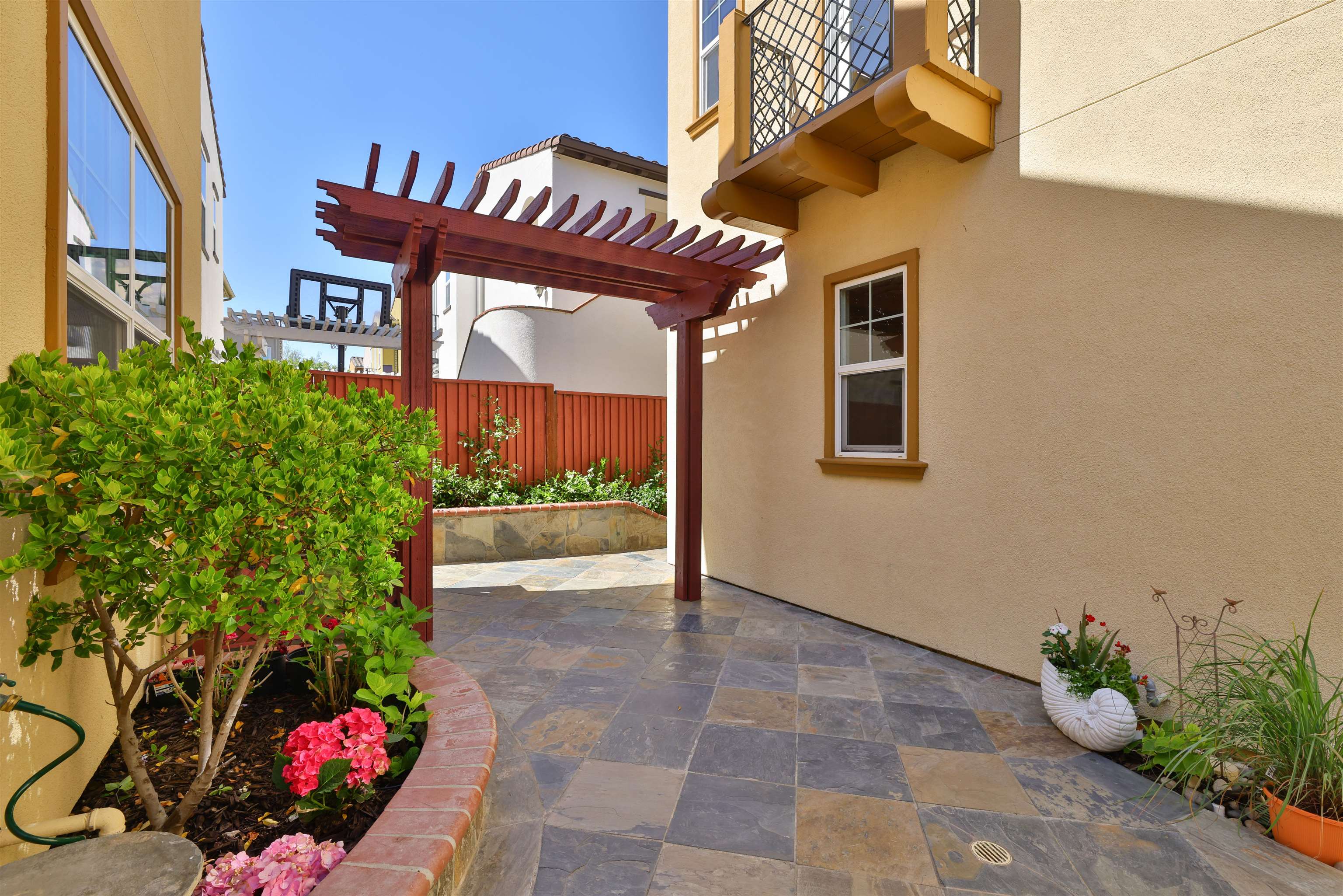 Detail Gallery Image 51 of 57 For 193 Lucy Ln, San Ramon,  CA 94582 - 3 Beds | 3 Baths