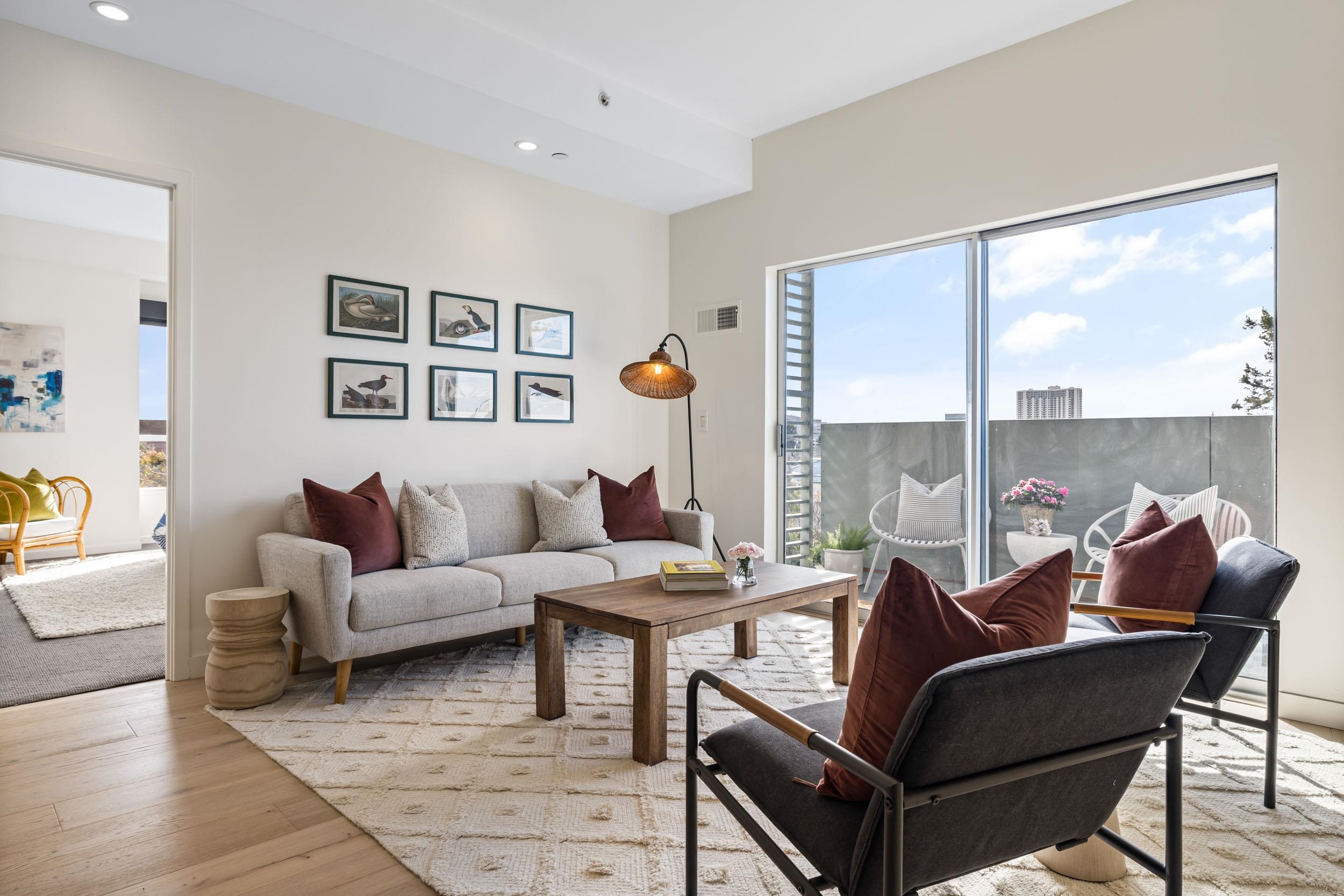 Photo #2: 41123634 Listing: Photo #2