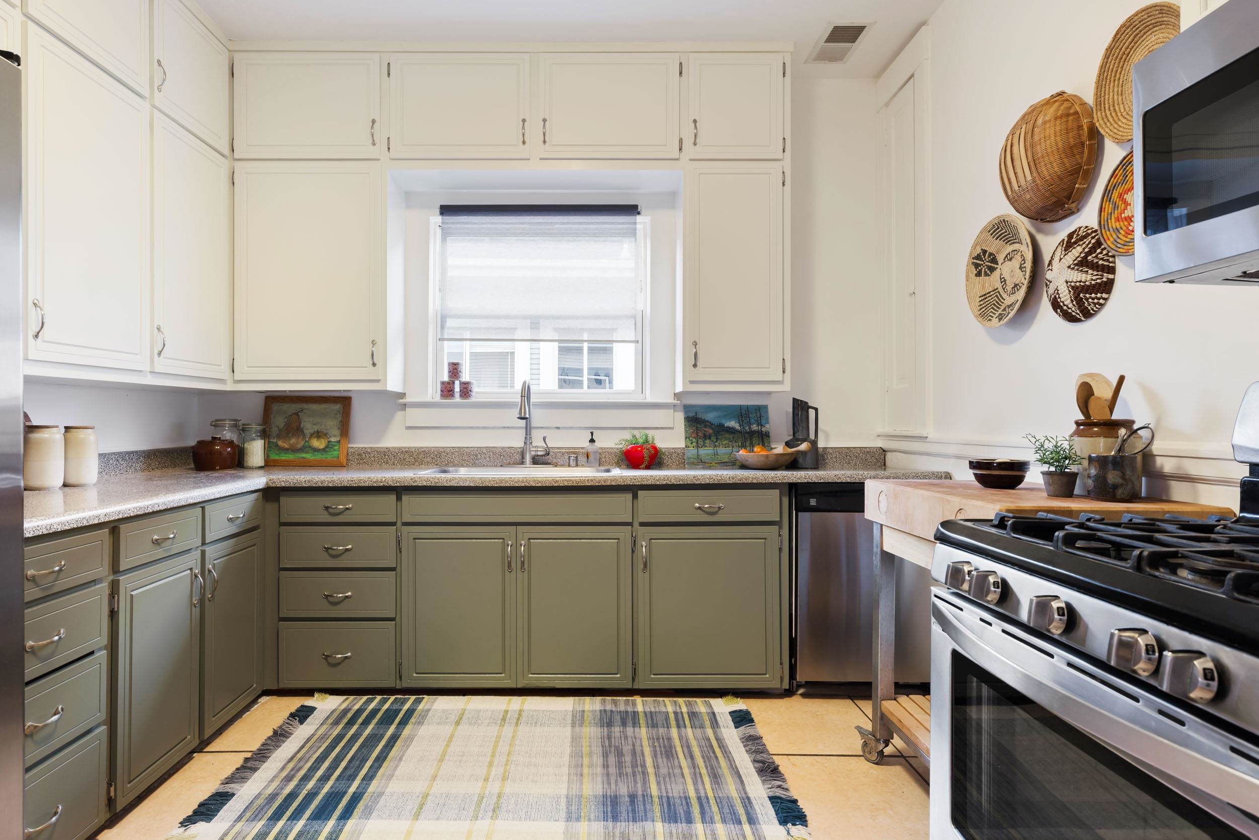 Detail Gallery Image 15 of 39 For 865 54th St, Oakland,  CA 94608 - 3 Beds | 1 Baths