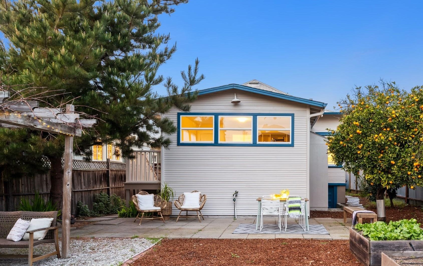 Detail Gallery Image 21 of 39 For 865 54th St, Oakland,  CA 94608 - 3 Beds | 1 Baths