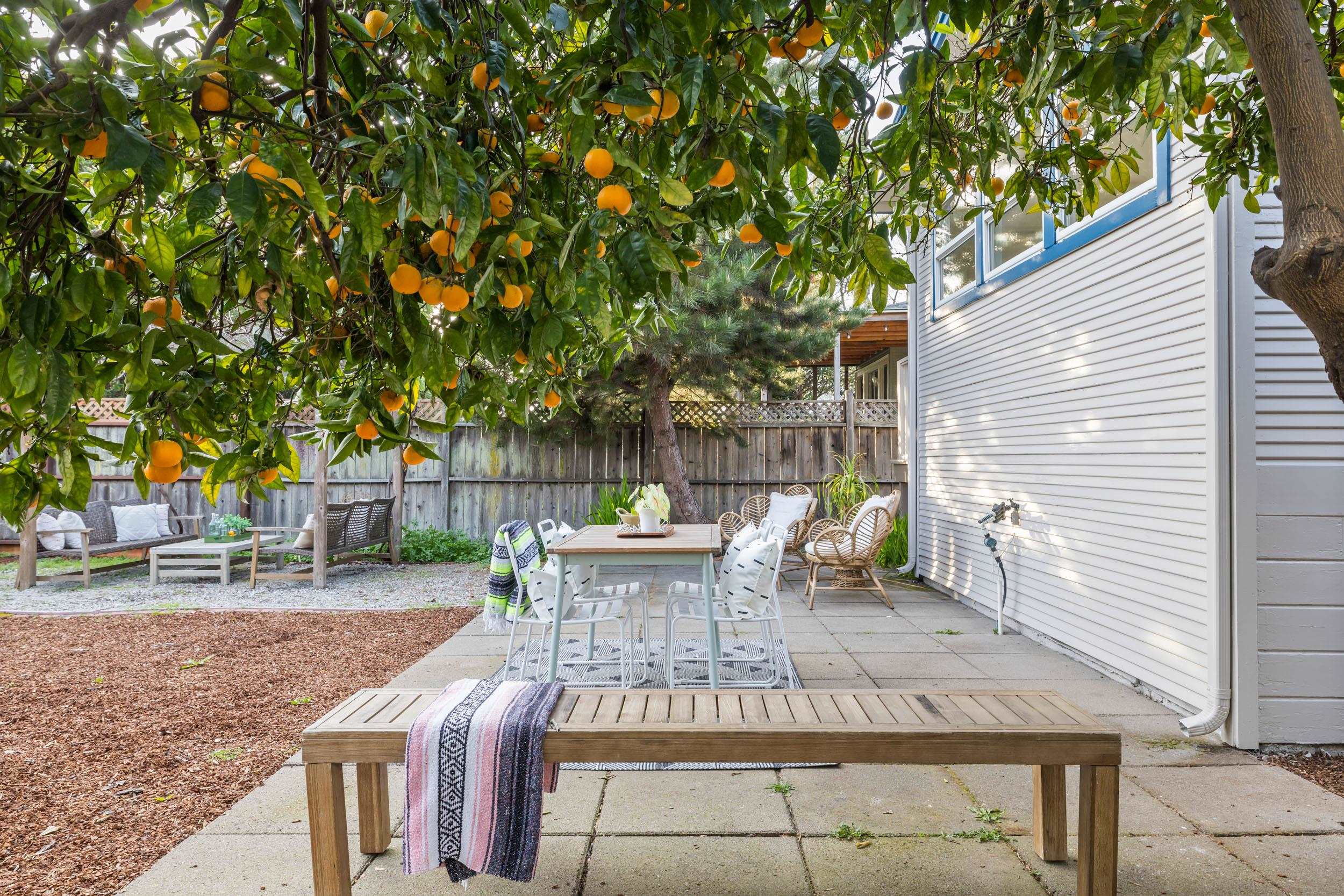 Detail Gallery Image 30 of 39 For 865 54th St, Oakland,  CA 94608 - 3 Beds | 1 Baths